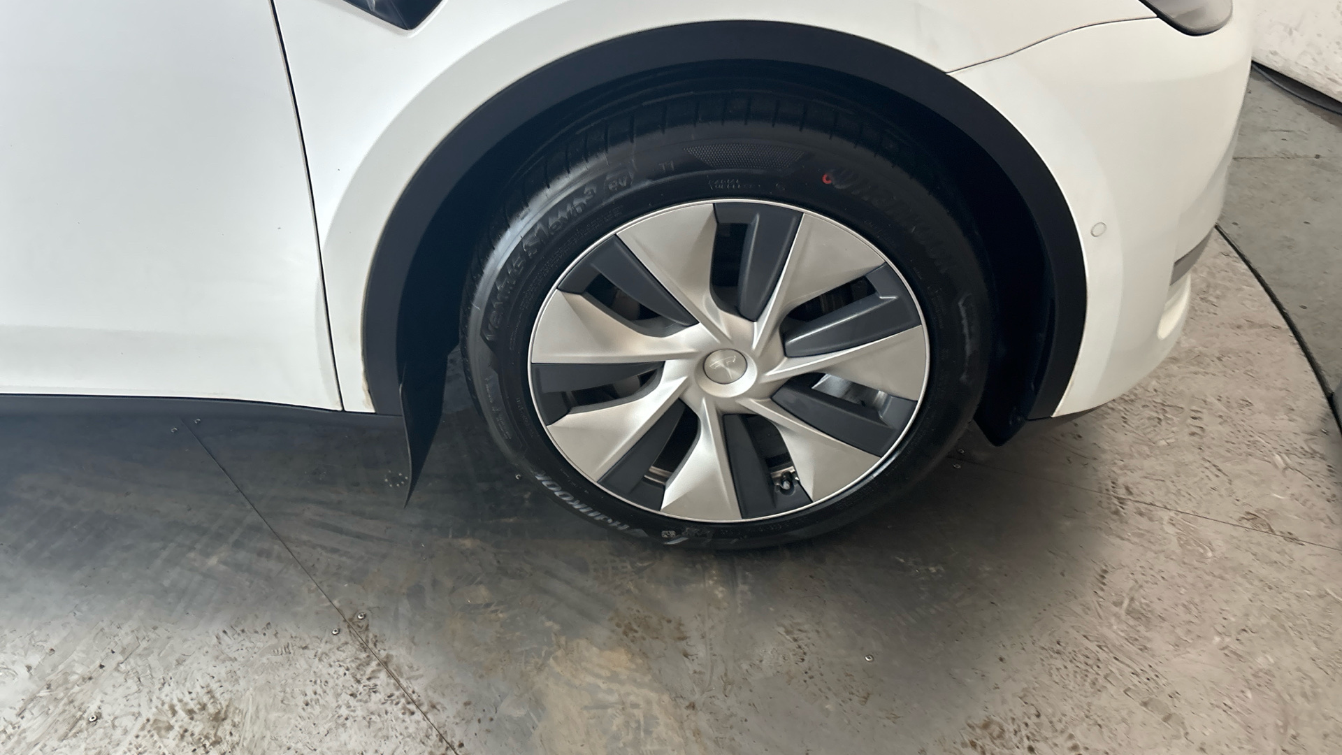 4020700 Long Range AWD 5dr Auto