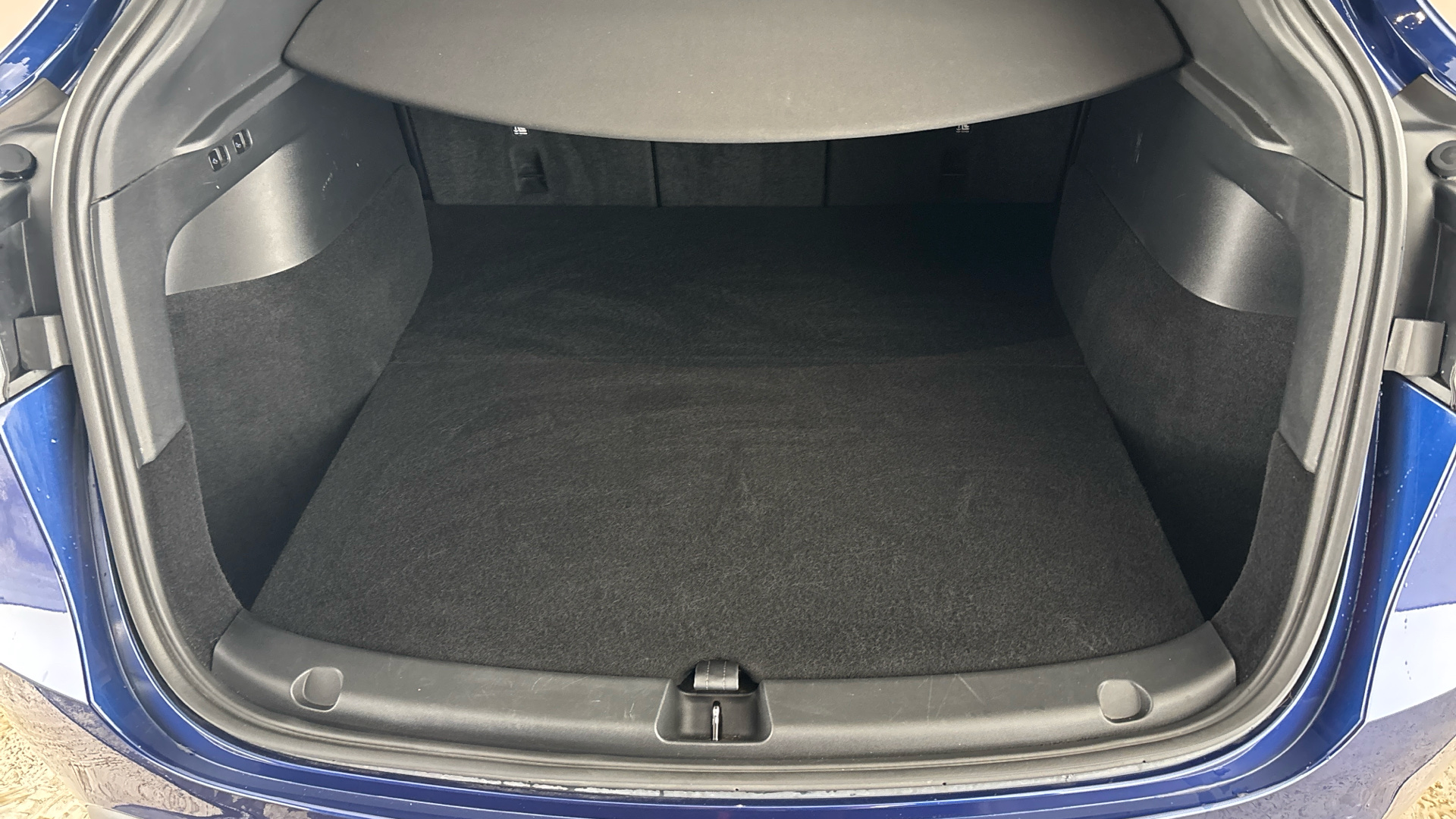 4020642 Long Range AWD 5dr Auto