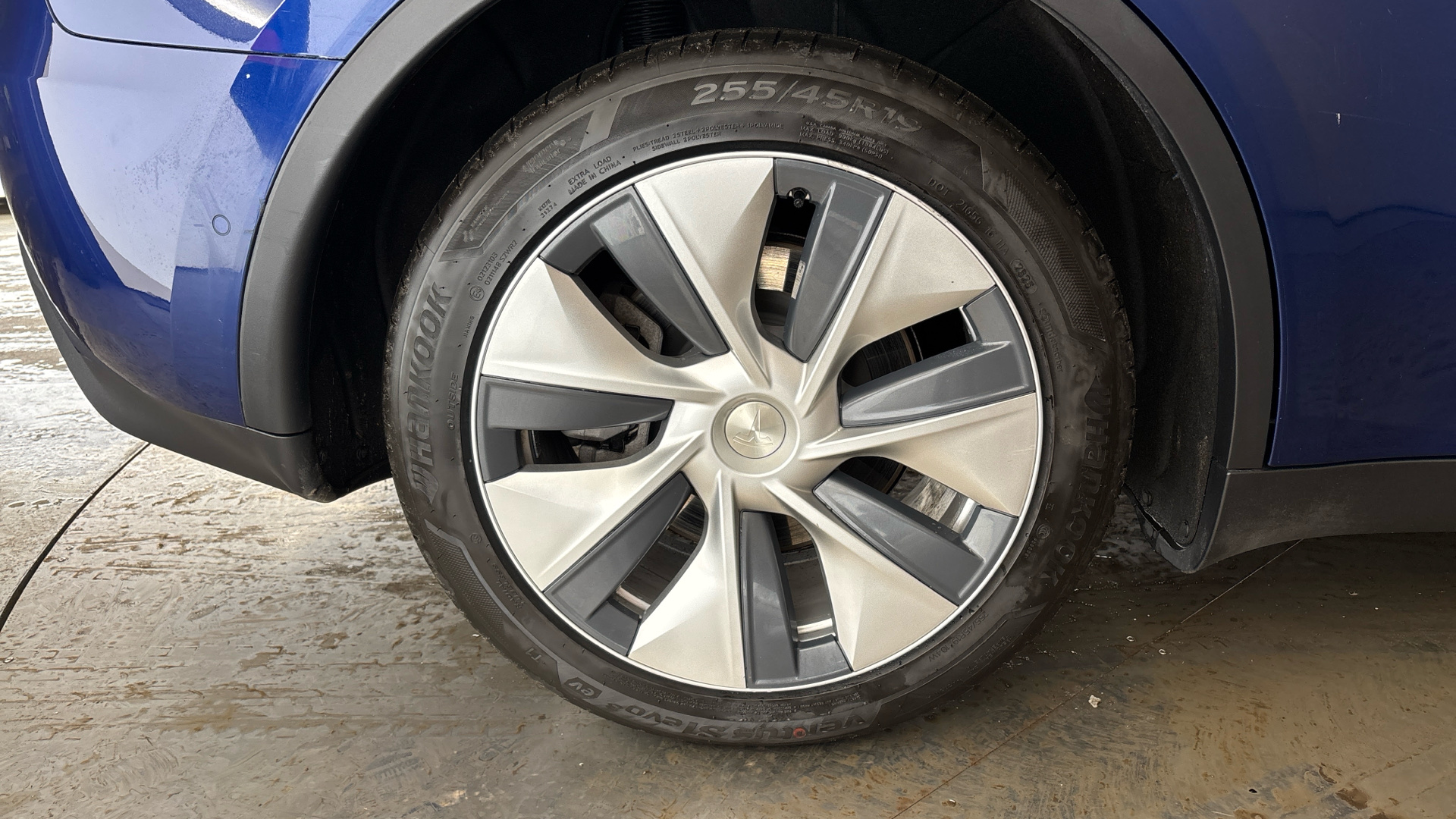 4020642 Long Range AWD 5dr Auto