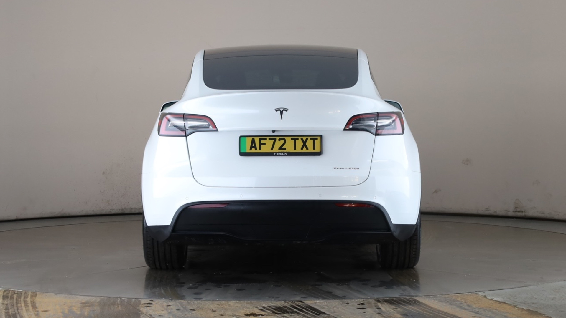 4060450 Long Range AWD 5dr Auto