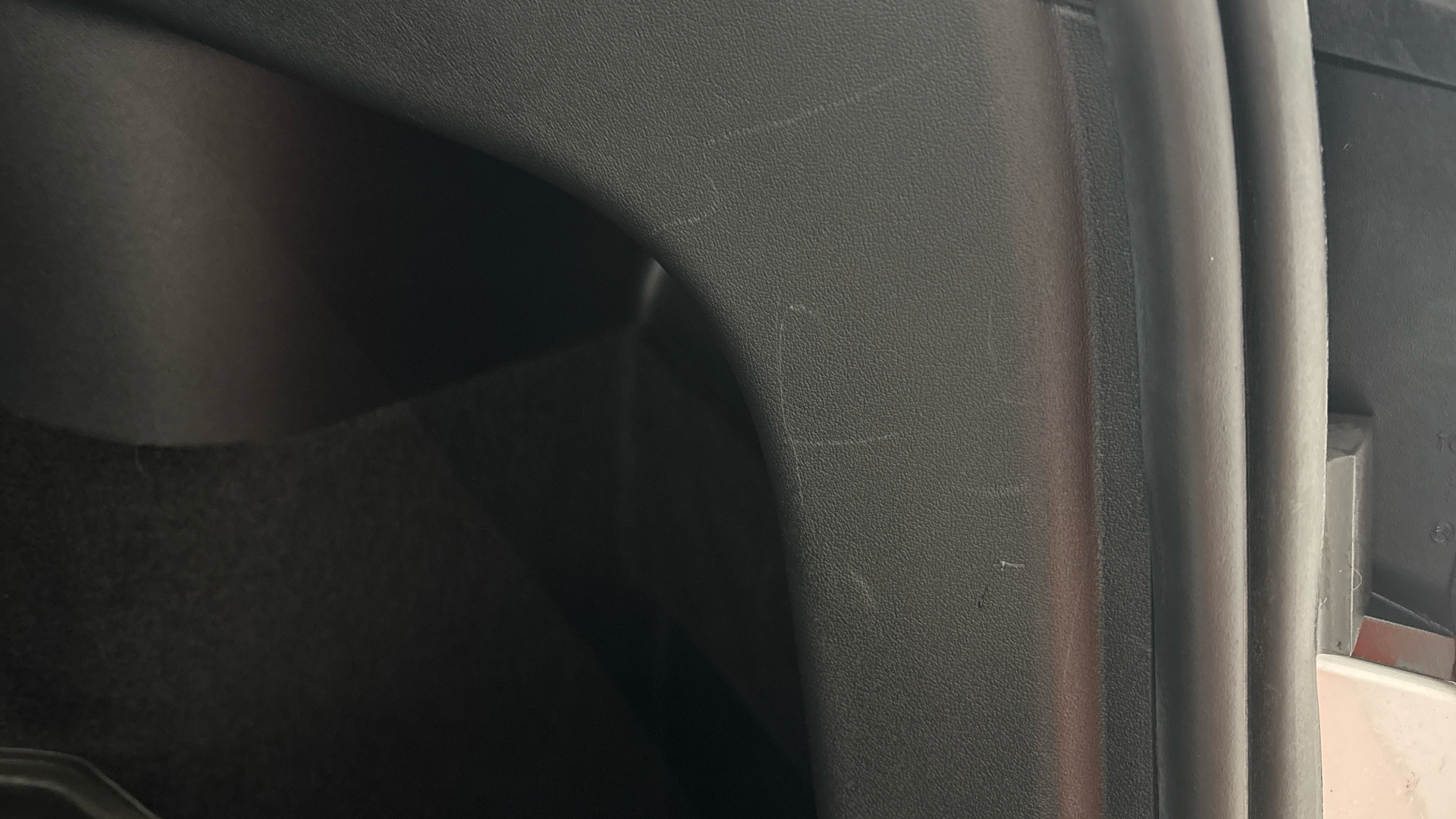 4060450 Long Range AWD 5dr Auto