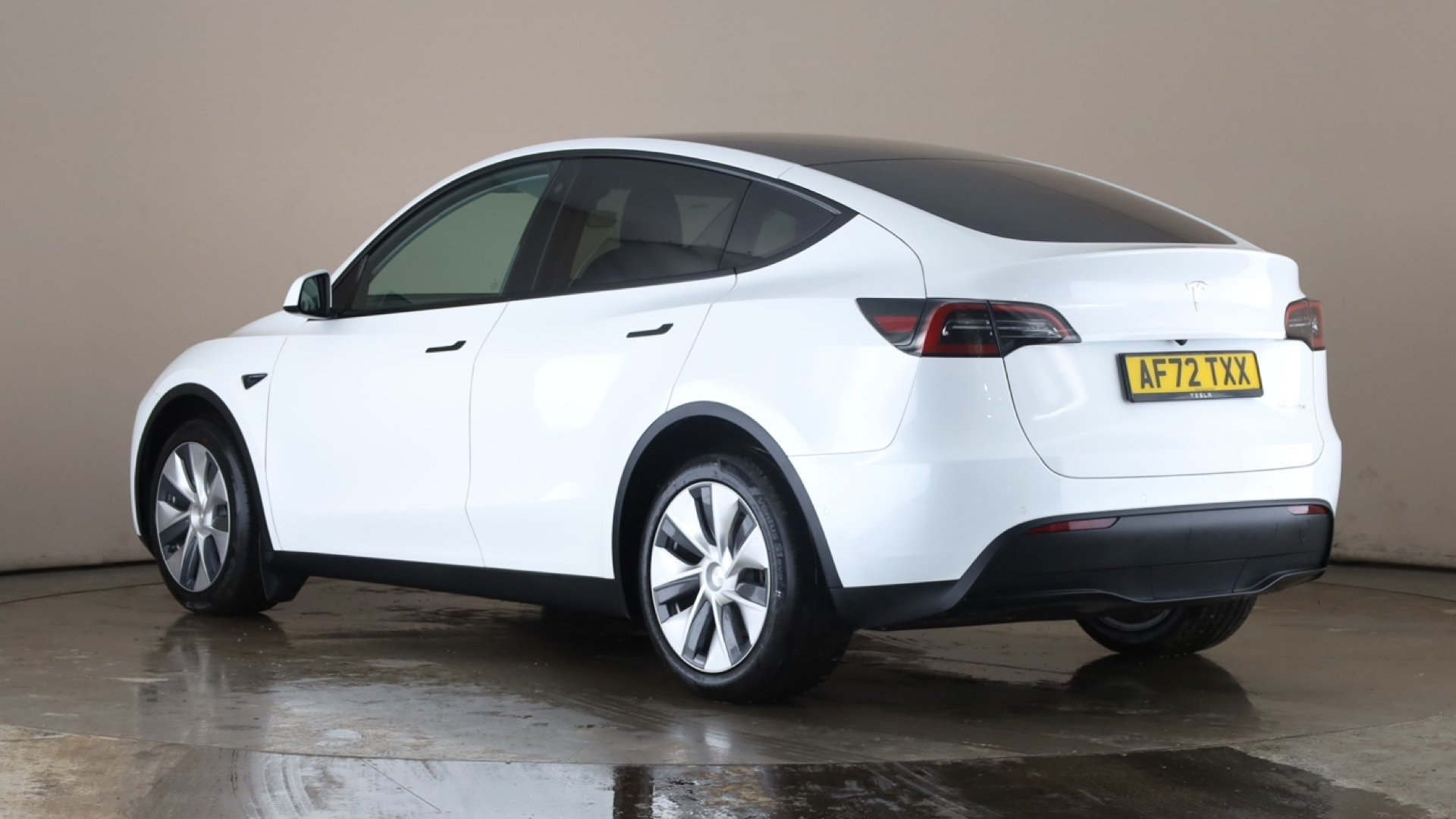 4049539 Long Range AWD 5dr Auto