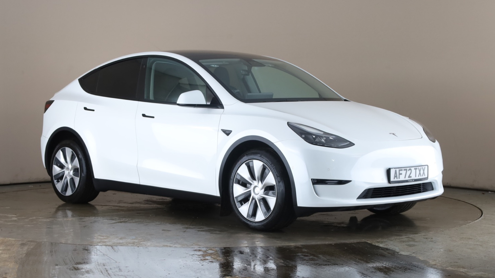 4049539 Long Range AWD 5dr Auto