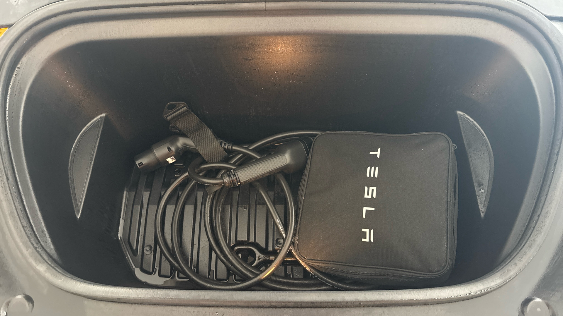 4049539 Long Range AWD 5dr Auto