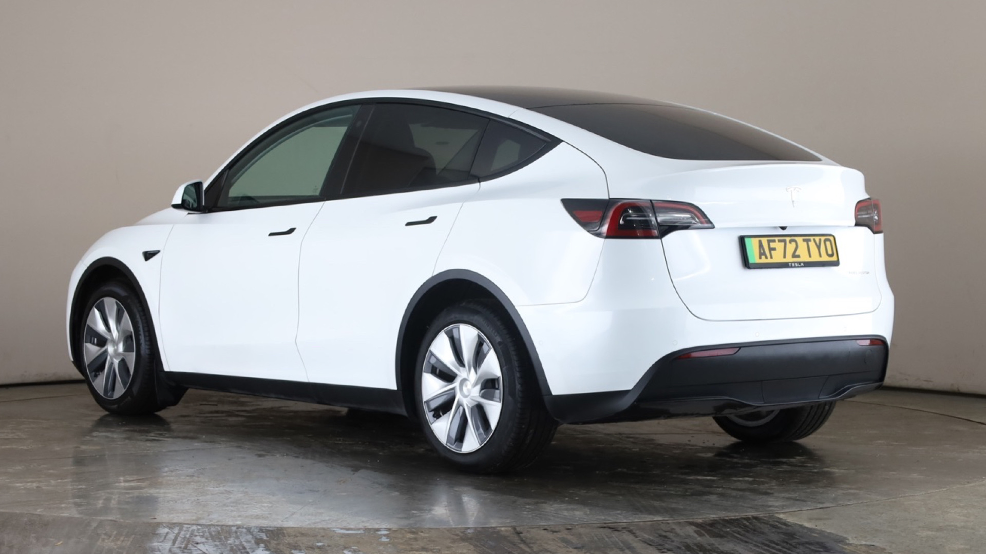 4049553 Long Range AWD 5dr Auto