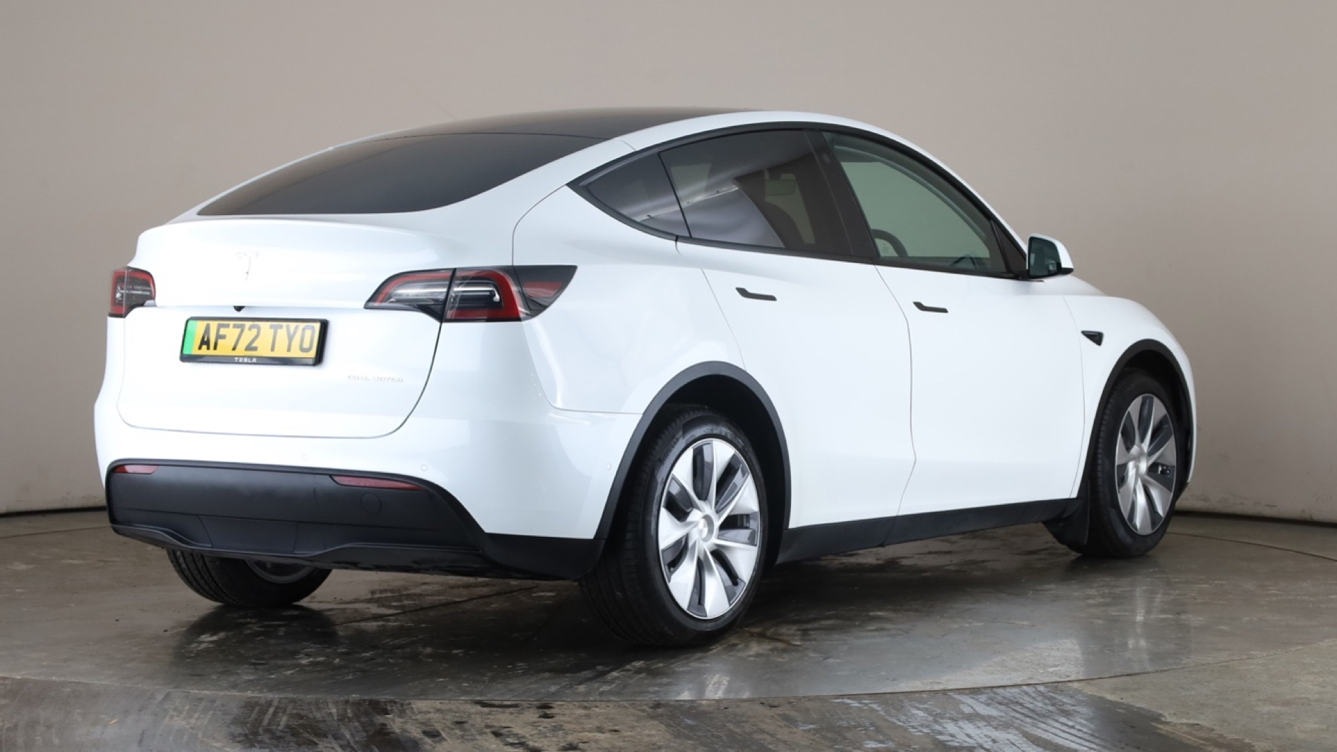 4049553 Long Range AWD 5dr Auto