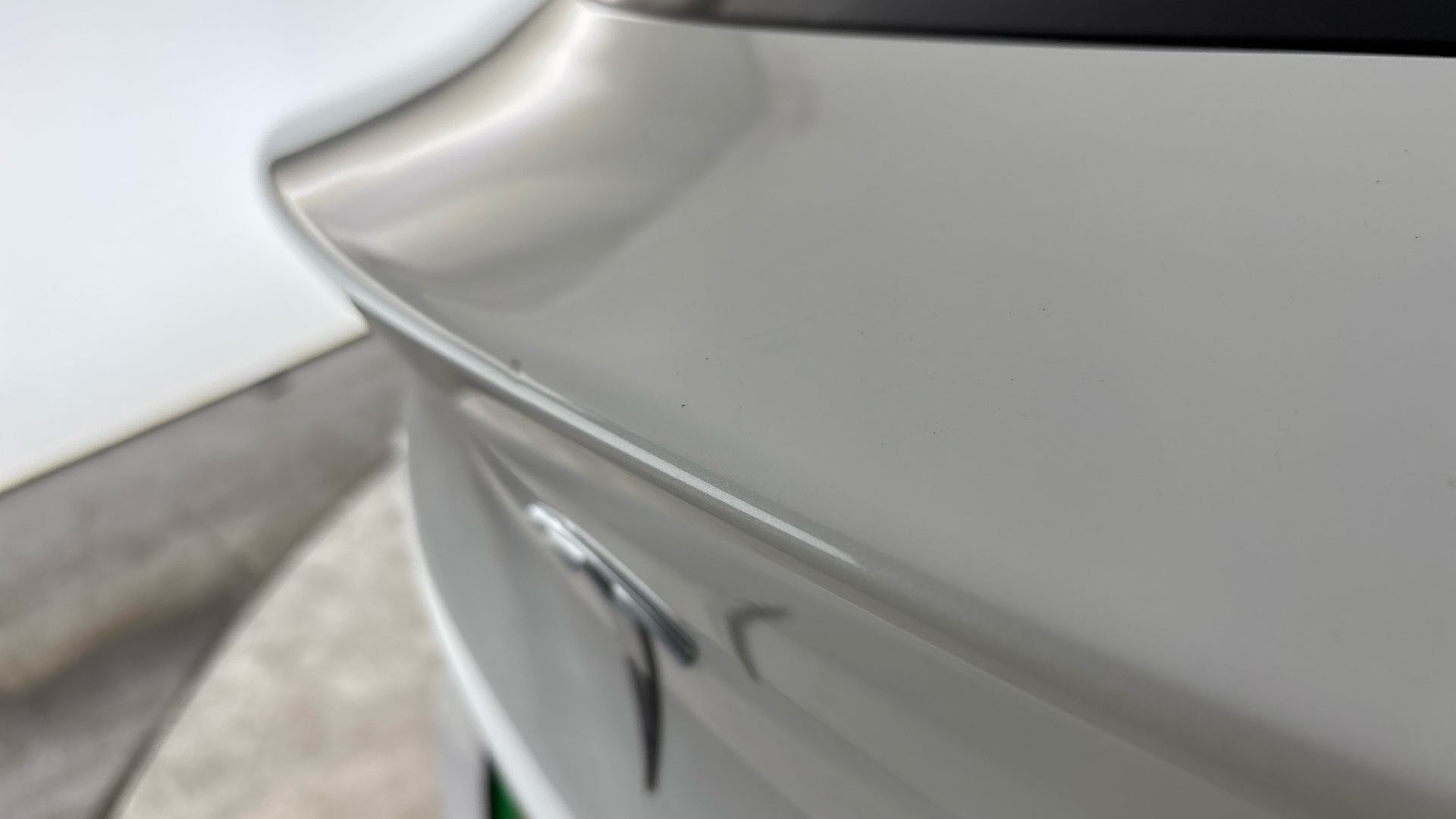 4049553 Long Range AWD 5dr Auto