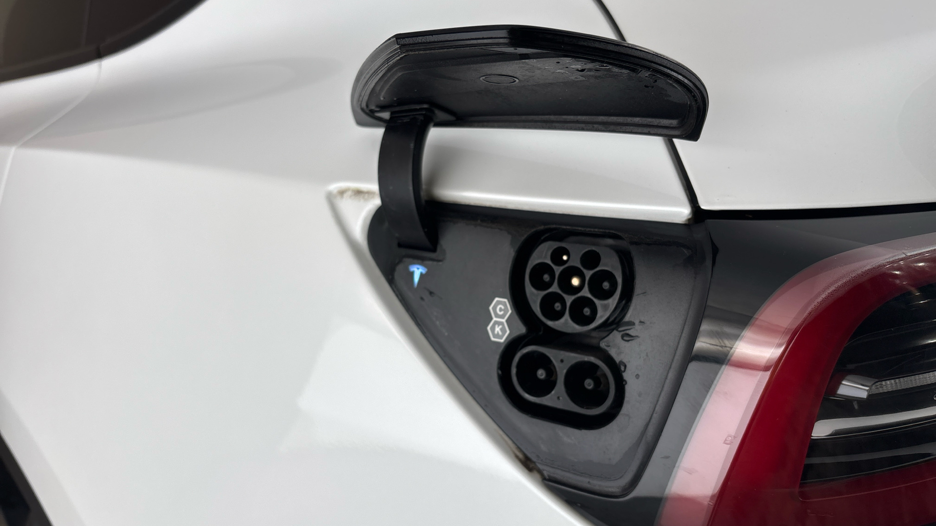 4049553 Long Range AWD 5dr Auto