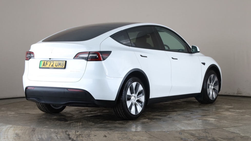 TESLA MODEL Y Image 5