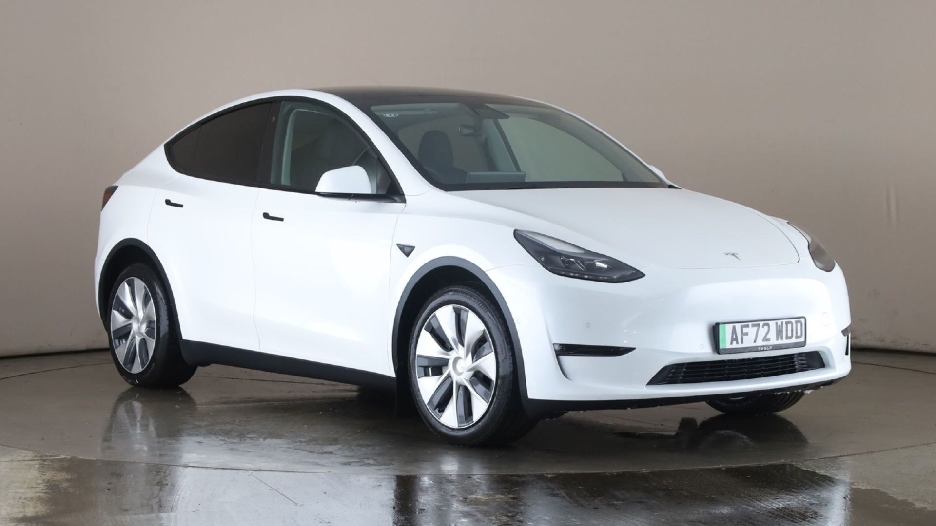 4060156 Long Range AWD 5dr Auto