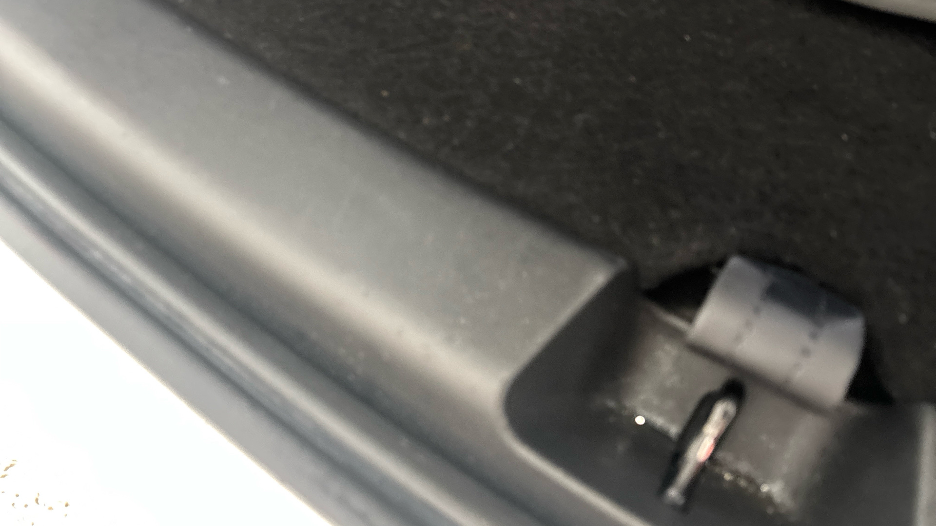 4060156 Long Range AWD 5dr Auto