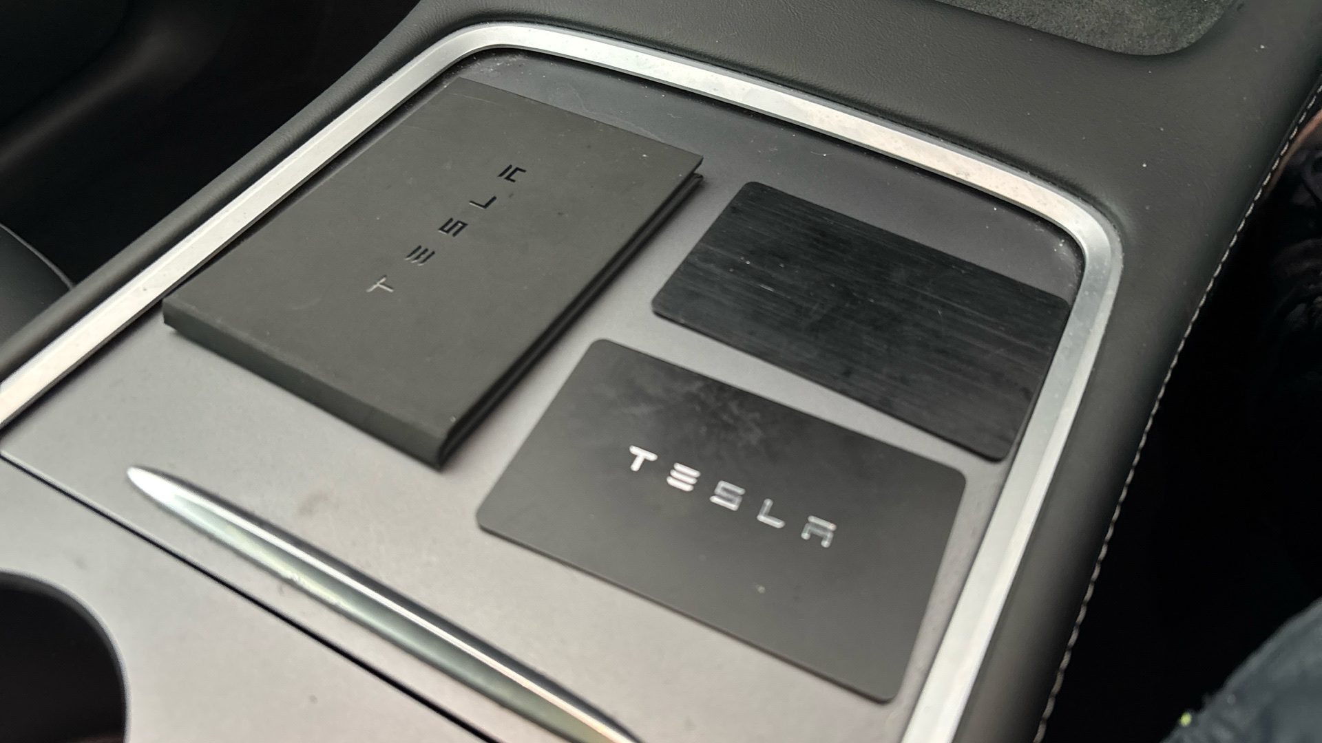 4060156 Long Range AWD 5dr Auto