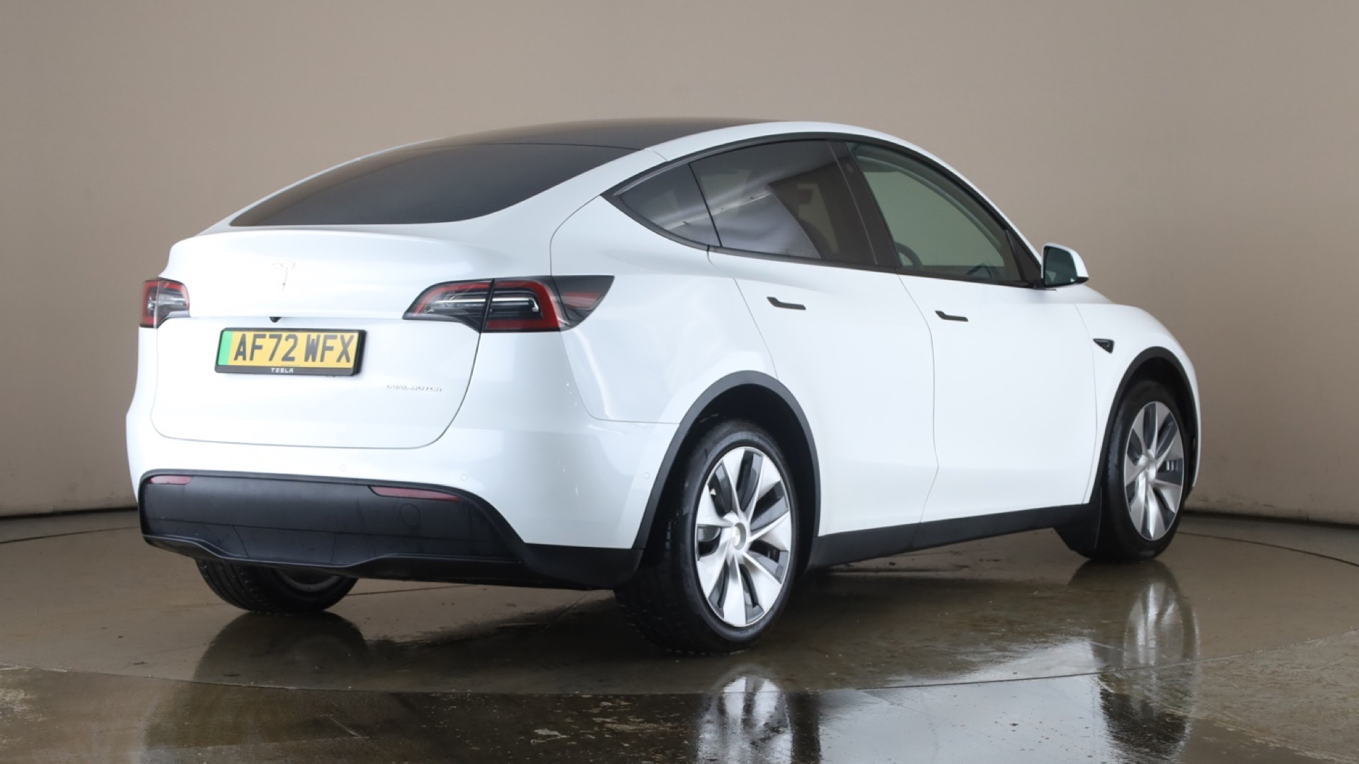 4020916 Long Range AWD 5dr Auto