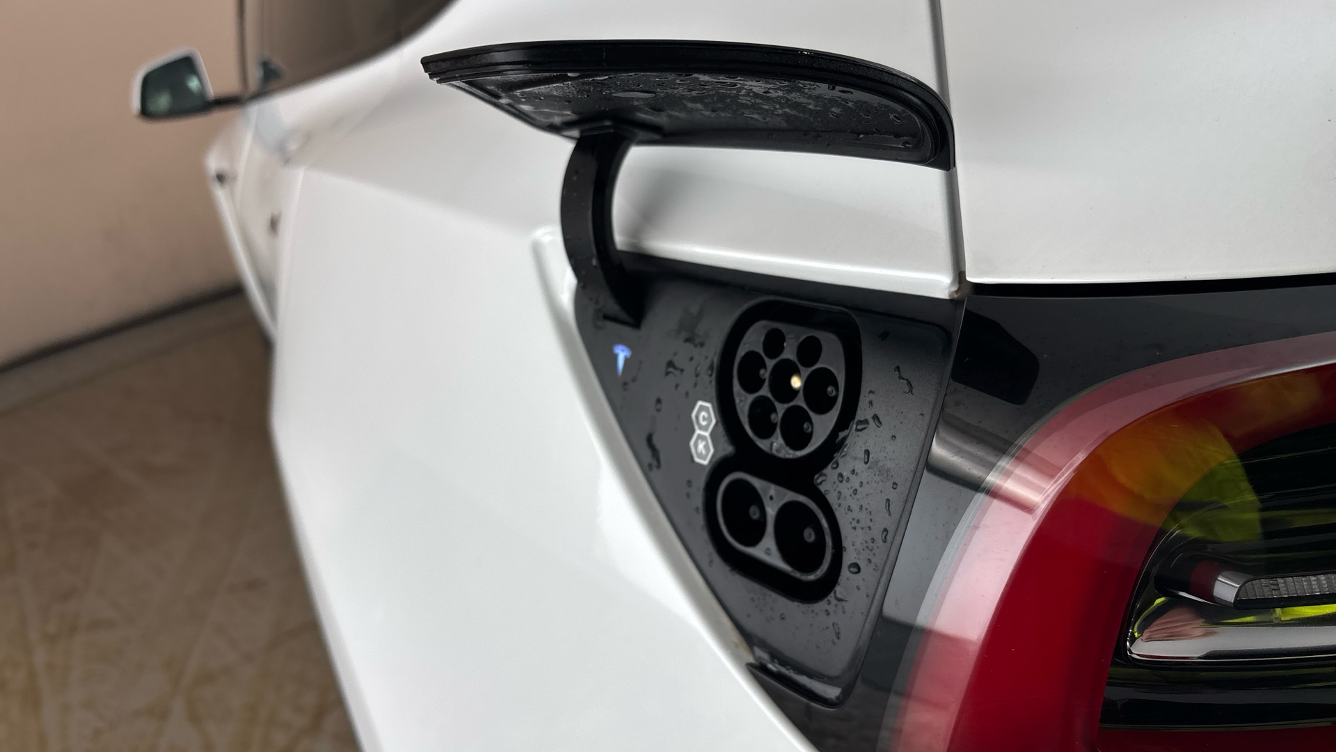 4020916 Long Range AWD 5dr Auto