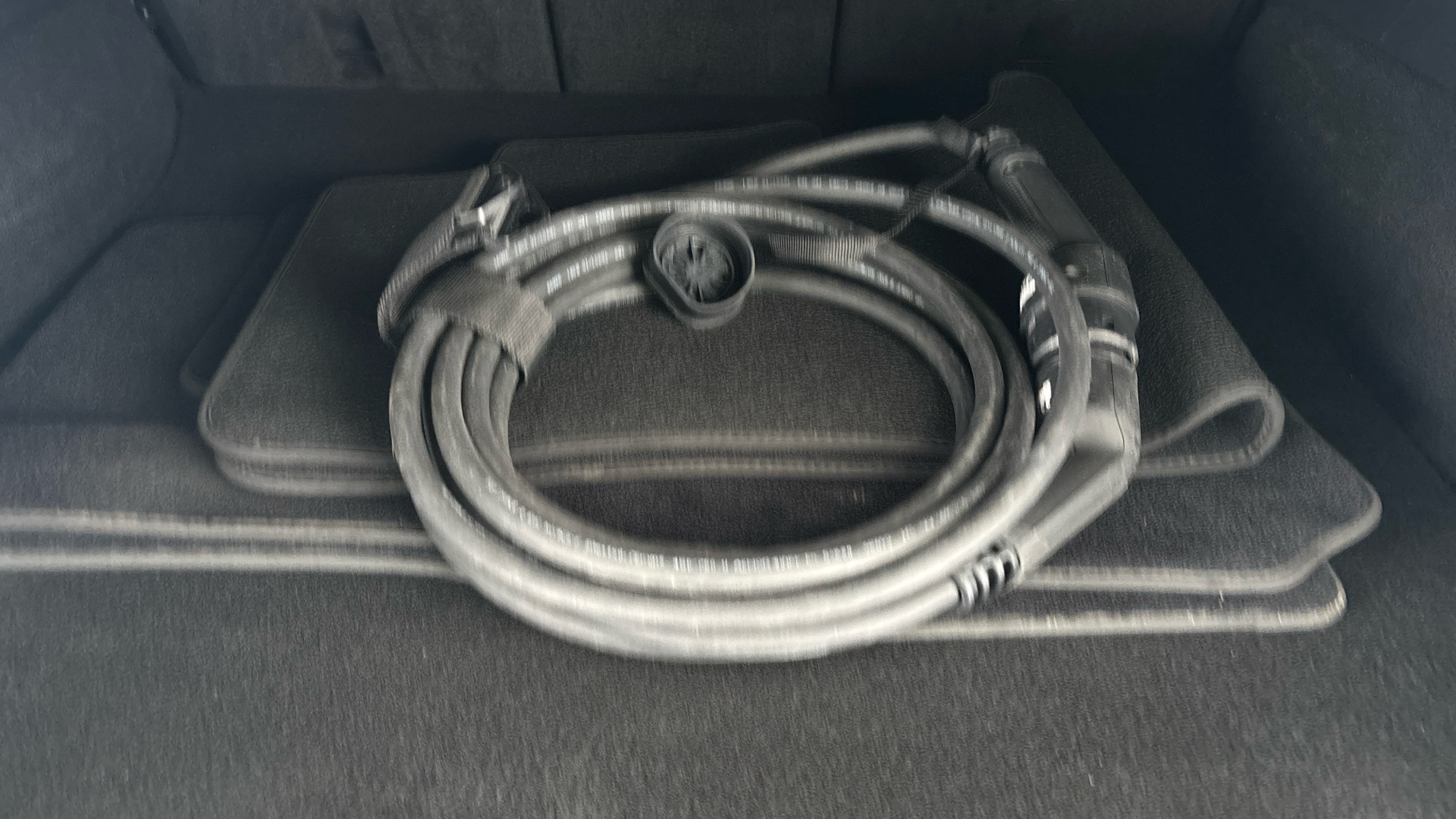 4020916 Long Range AWD 5dr Auto