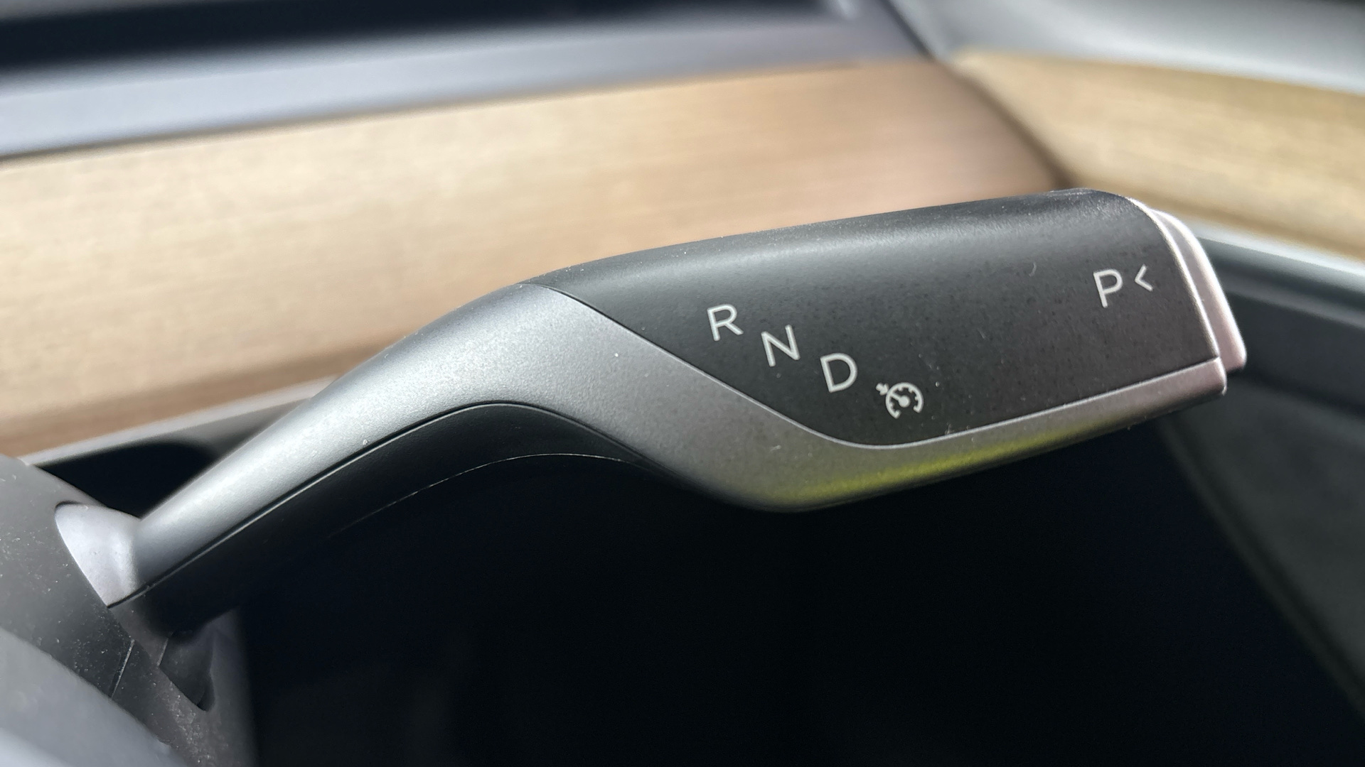 4020916 Long Range AWD 5dr Auto