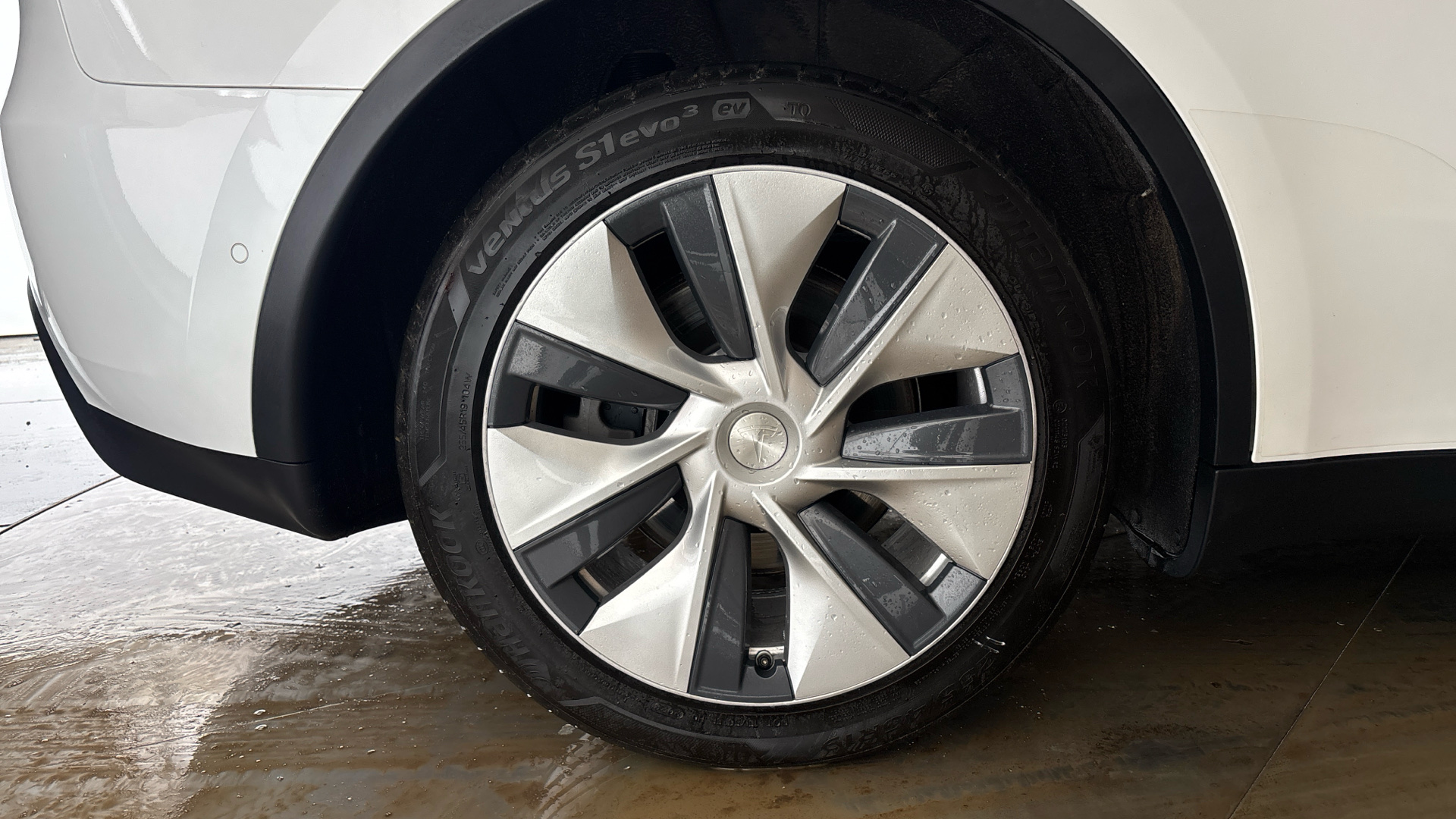 4027784 Long Range AWD 5dr Auto