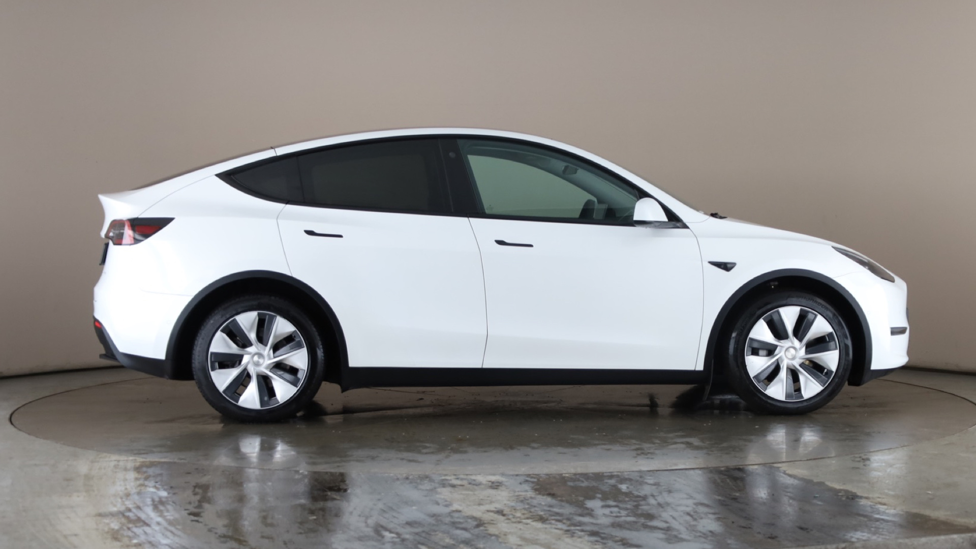 4020713 Long Range AWD 5dr Auto