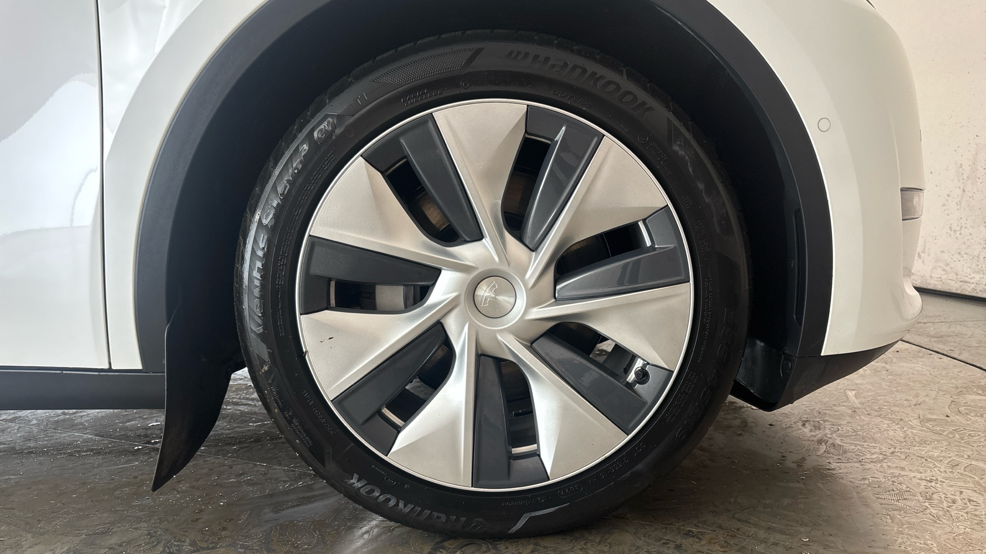 4020713 Long Range AWD 5dr Auto