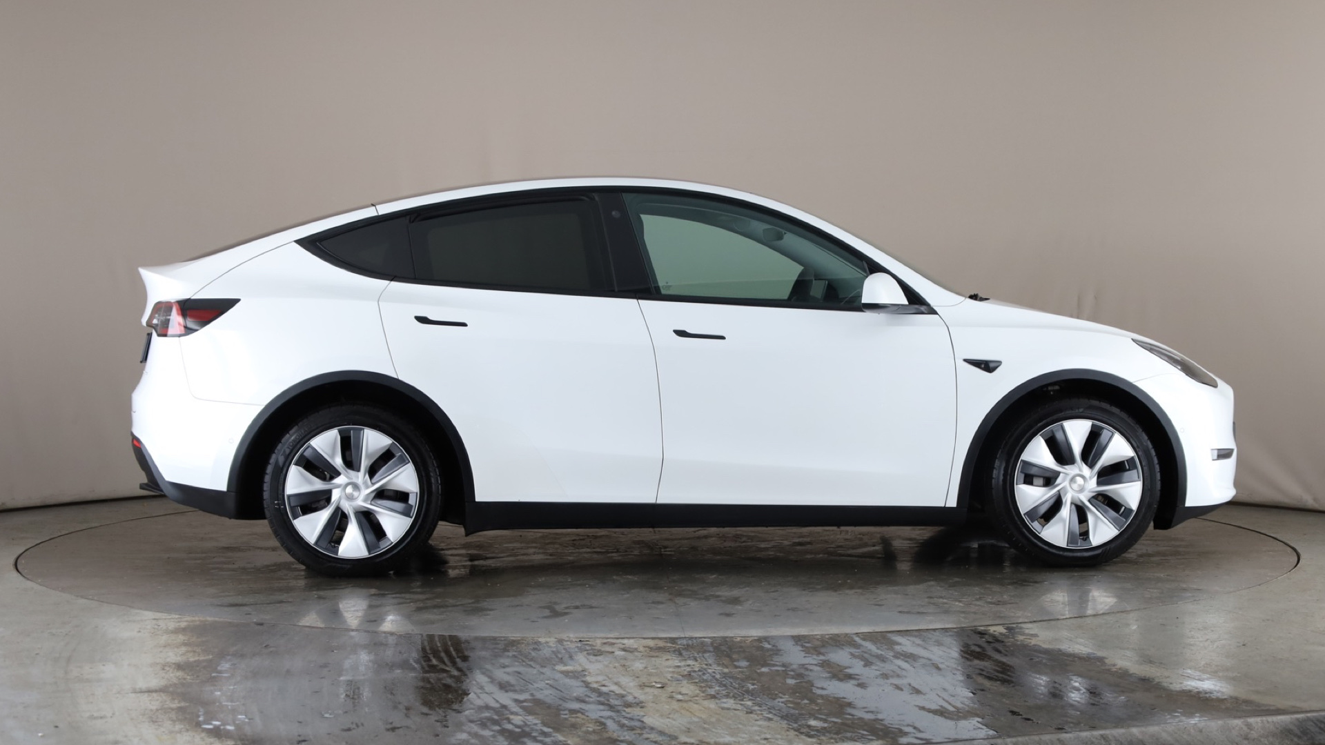 4020658 Long Range AWD 5dr Auto