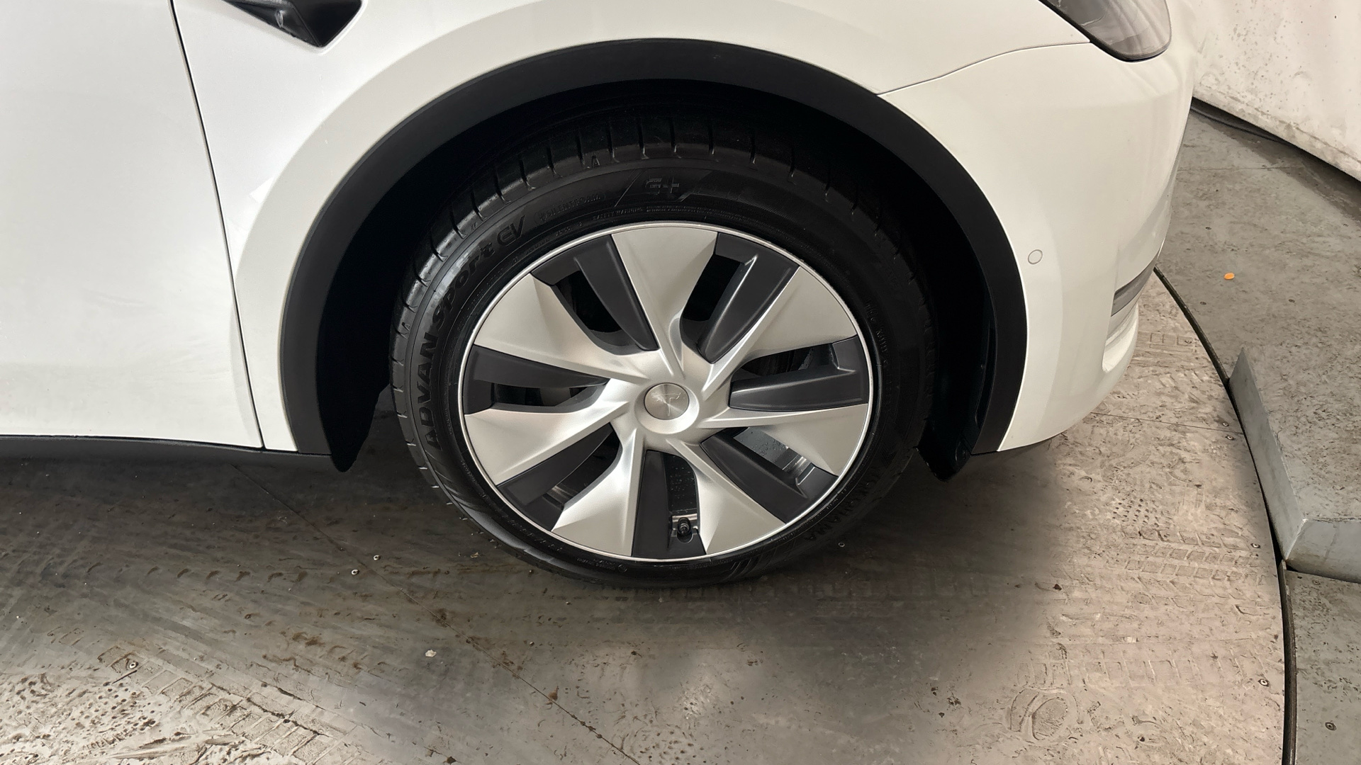 4020658 Long Range AWD 5dr Auto