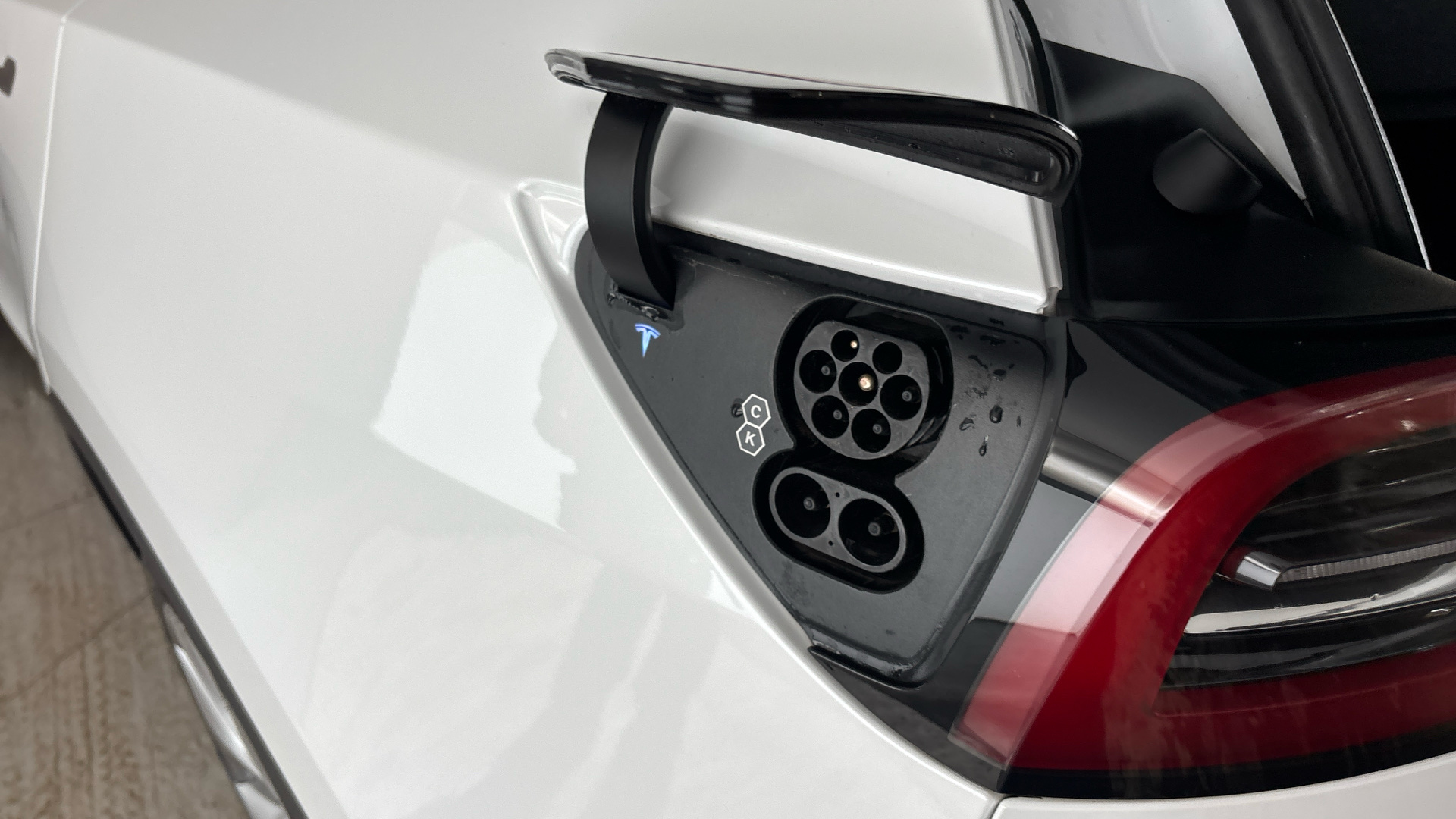 4020658 Long Range AWD 5dr Auto