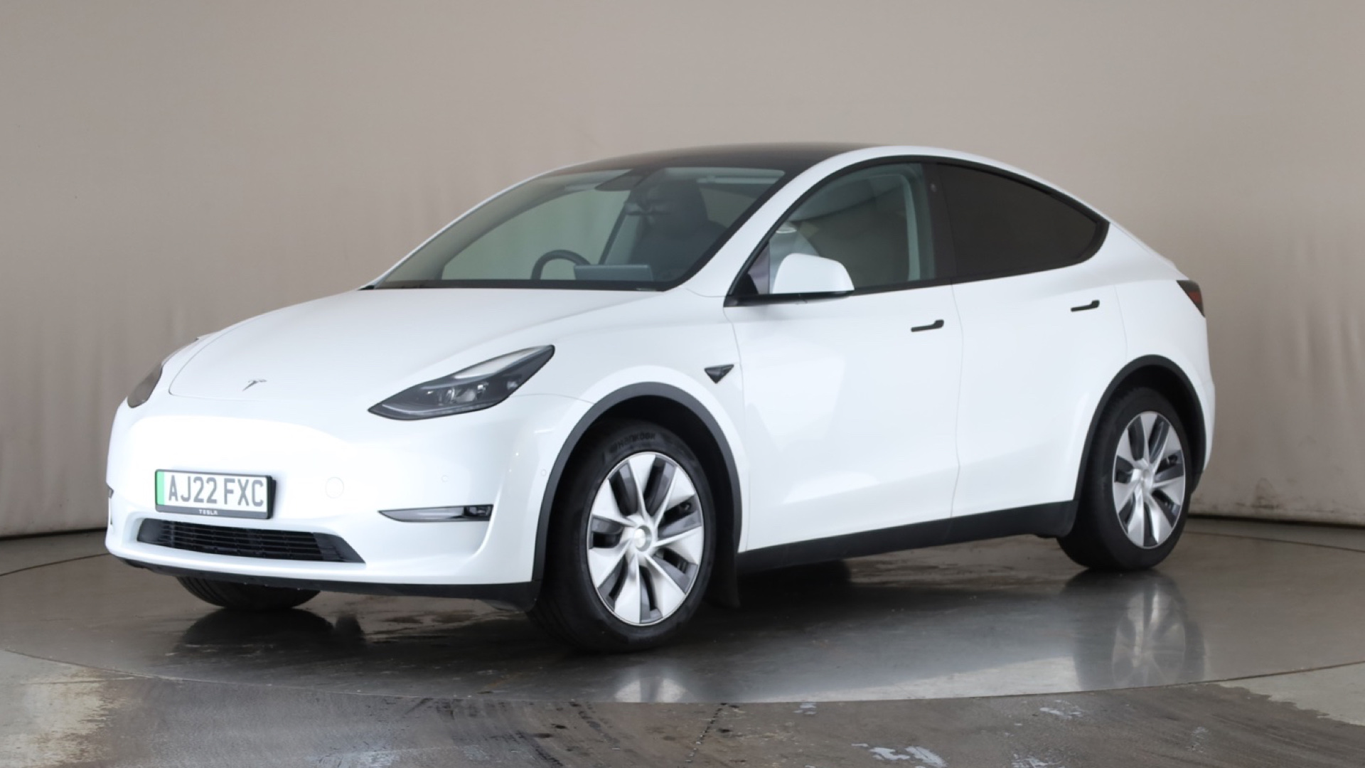 TESLA MODEL Y MODEL Y HATCHBACK Long Range AWD 5dr Auto