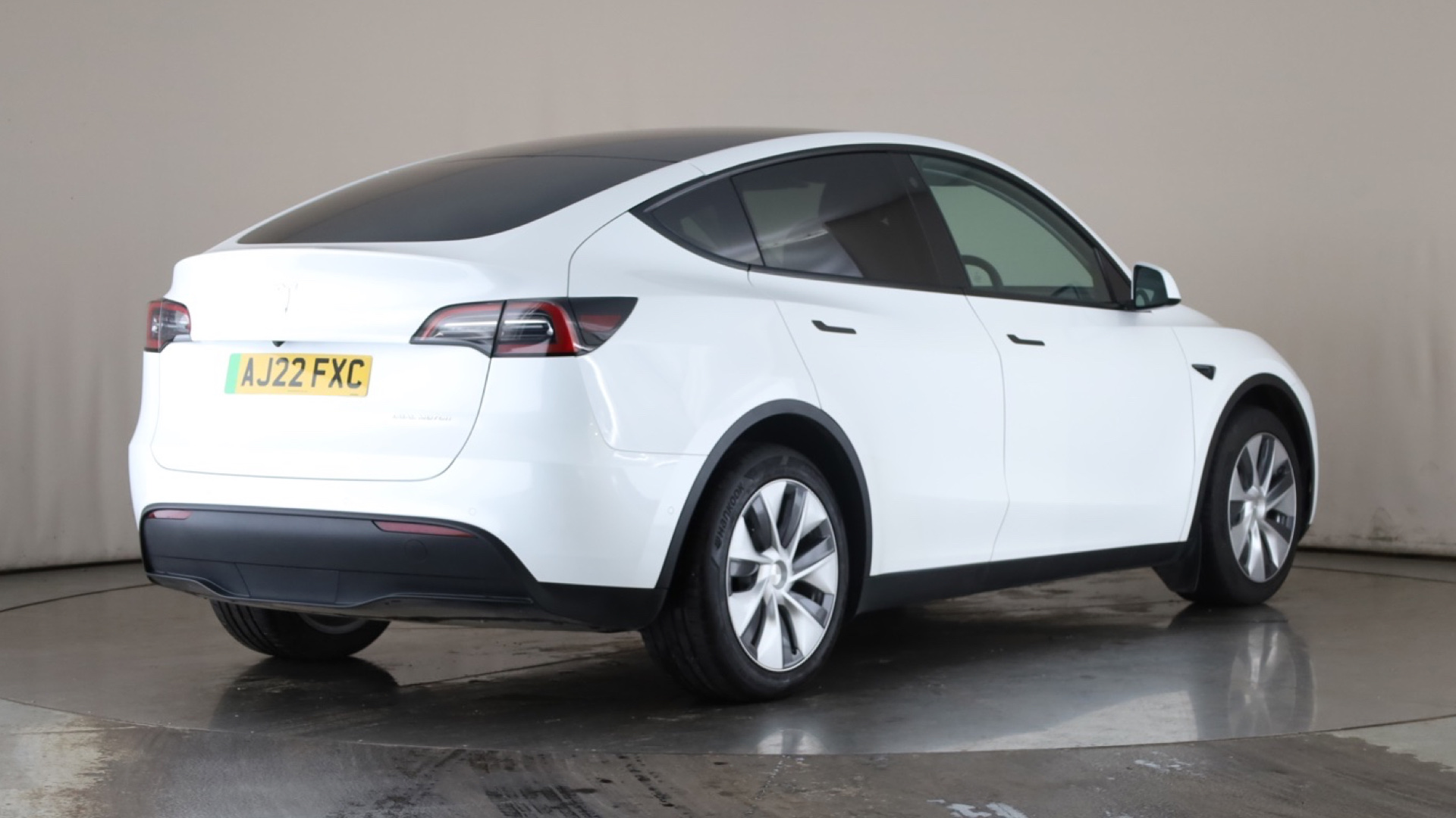 TESLA MODEL Y MODEL Y HATCHBACK Long Range AWD 5dr Auto