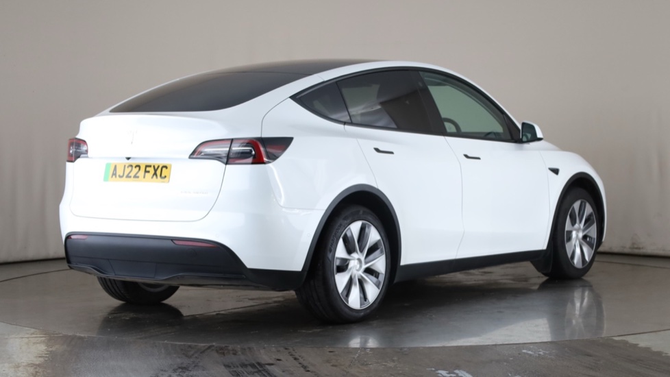 TESLA MODEL Y Image 5