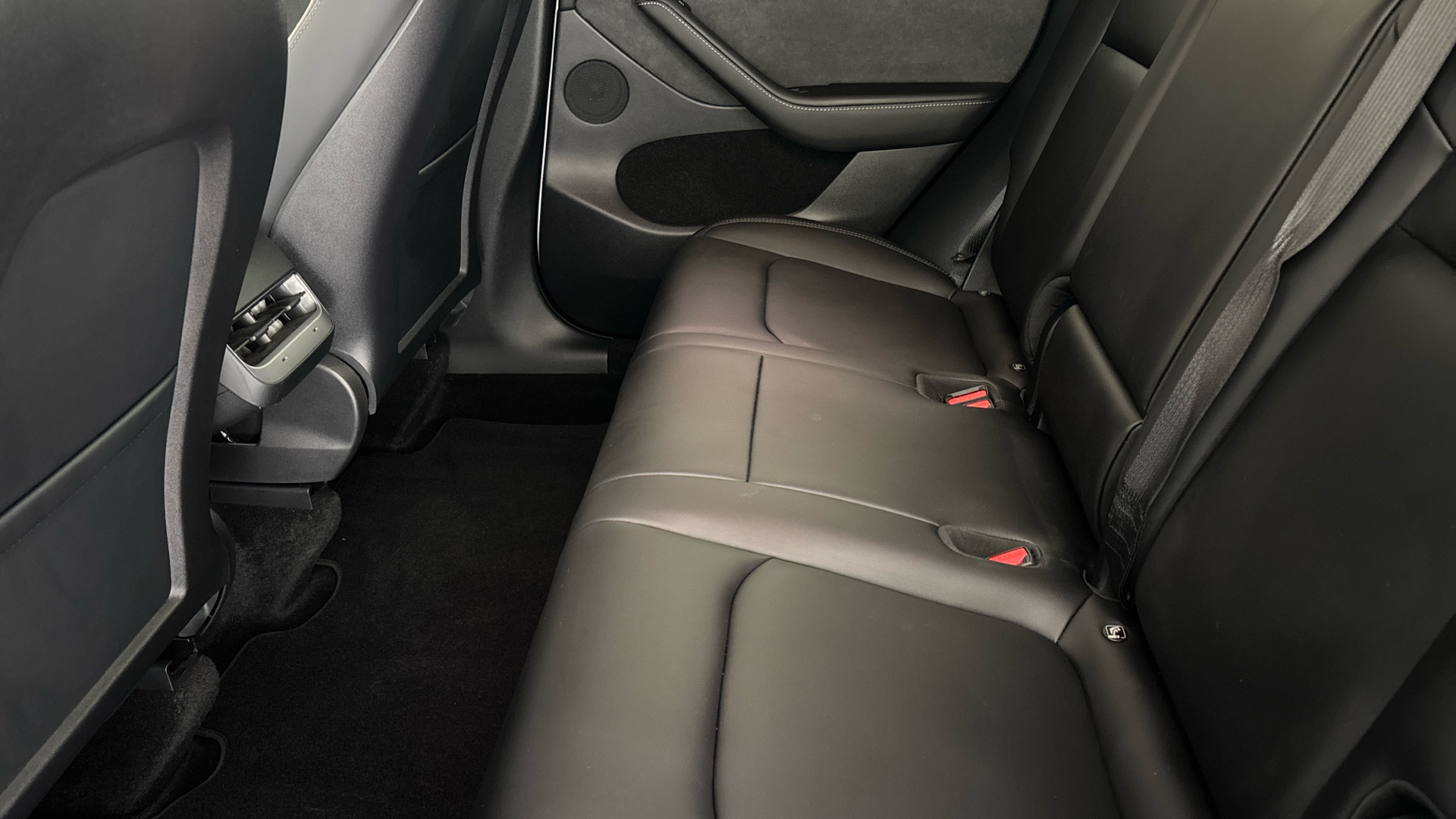 4020669 Long Range AWD 5dr Auto