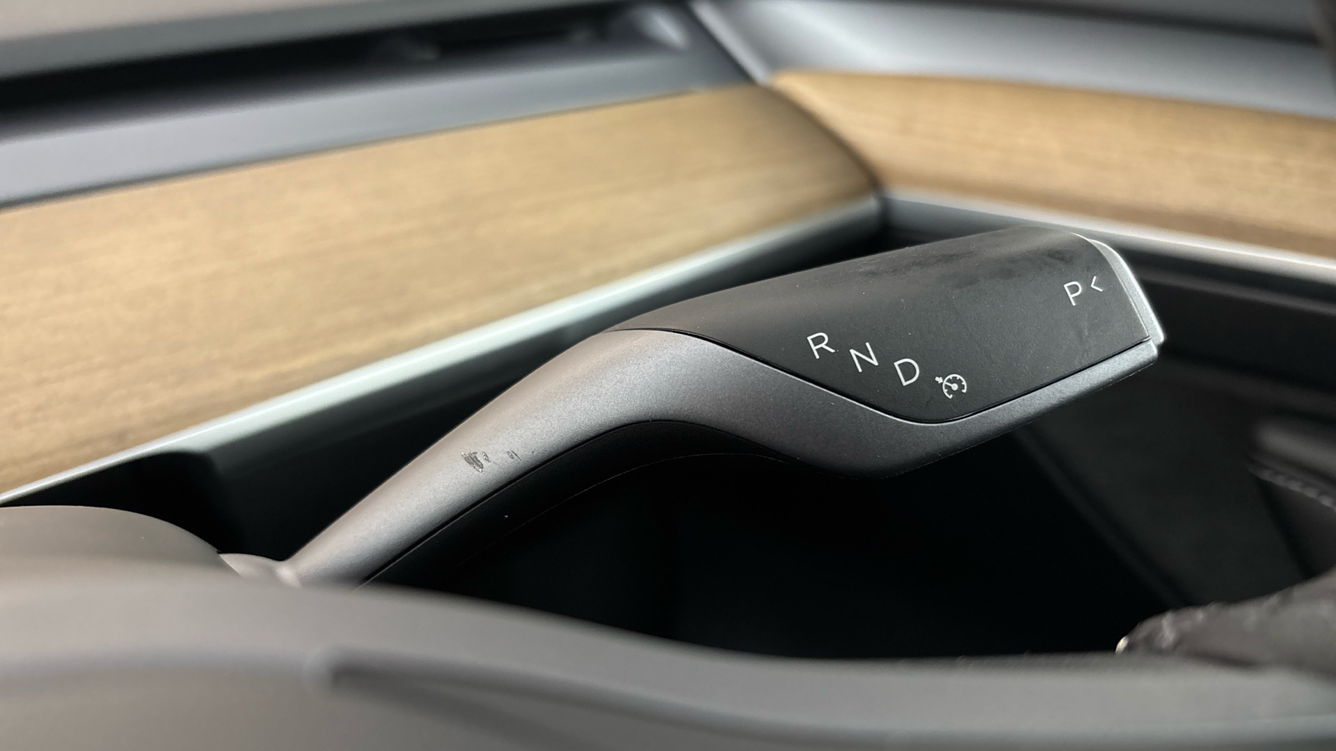 4020669 Long Range AWD 5dr Auto