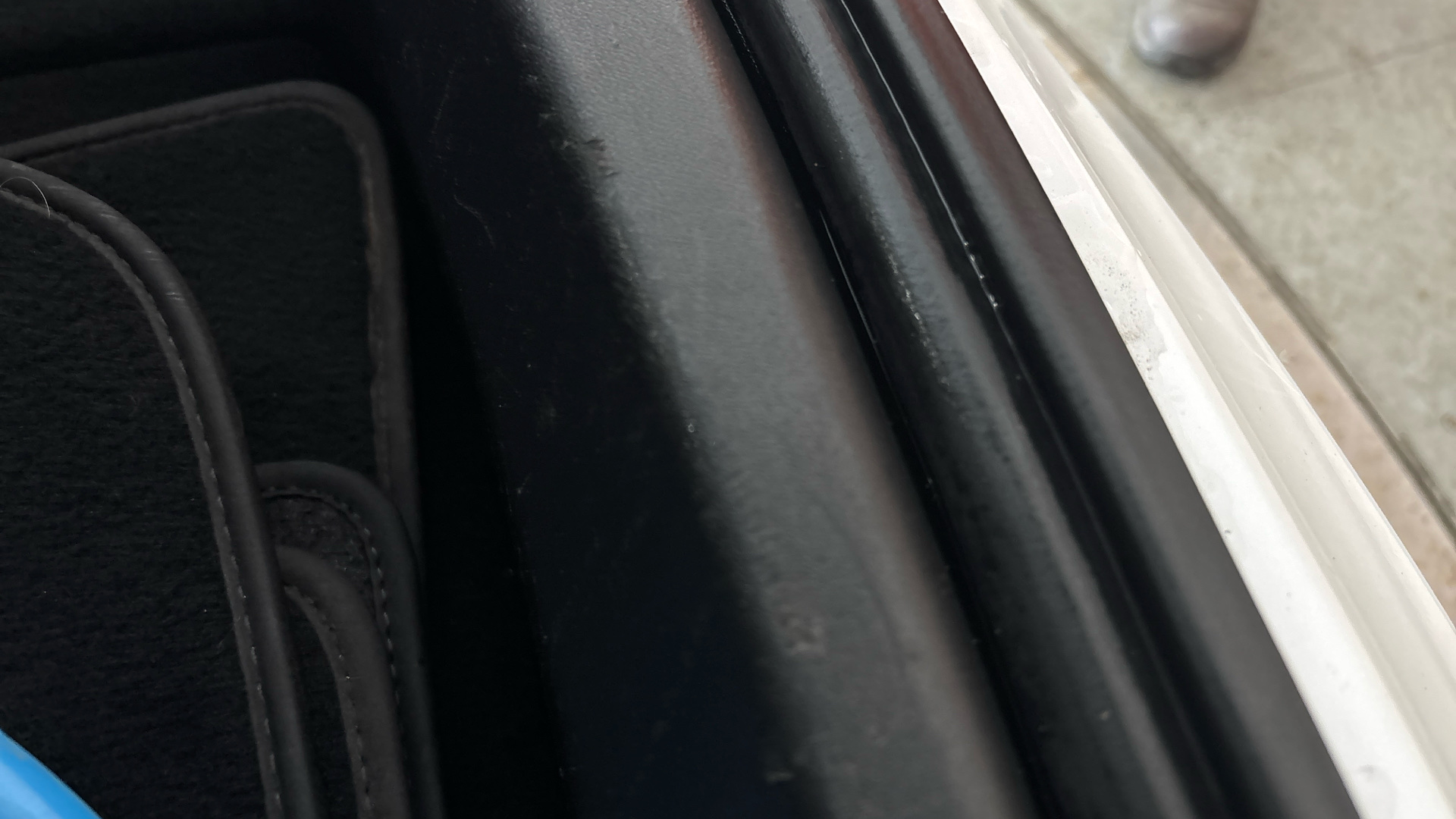 4027761 Long Range AWD 4dr Auto