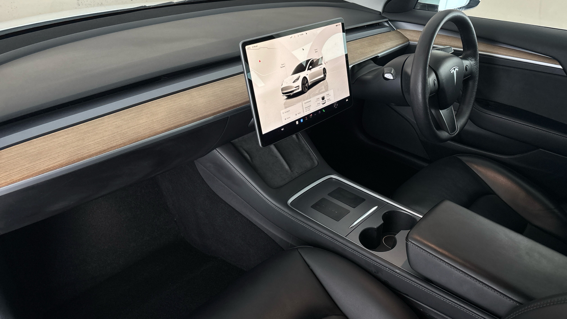 4027761 Long Range AWD 4dr Auto