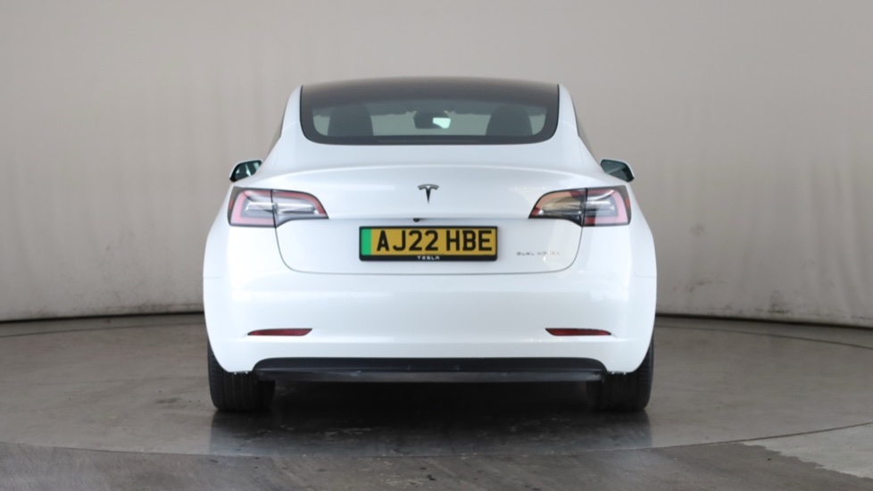 TESLA MODEL 3 Image 4