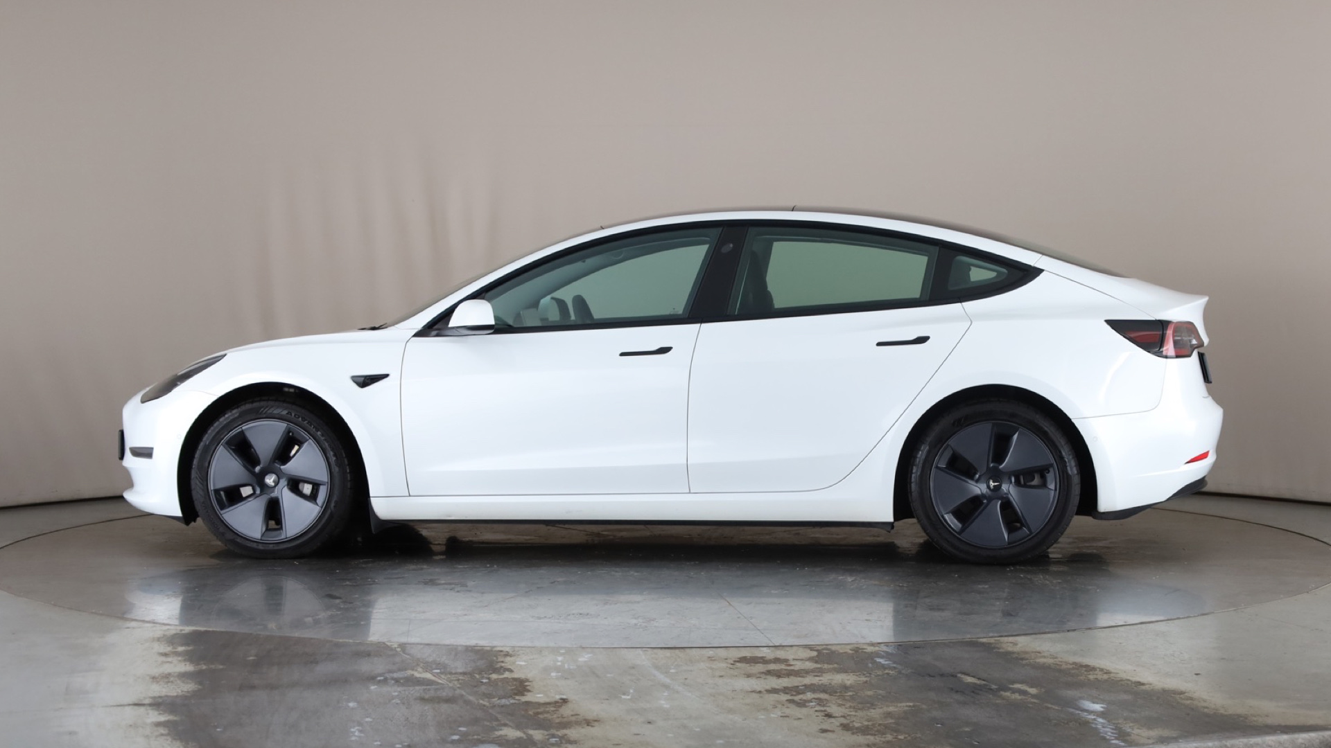 Tesla Model 3 Long Range AWD 4dr Auto