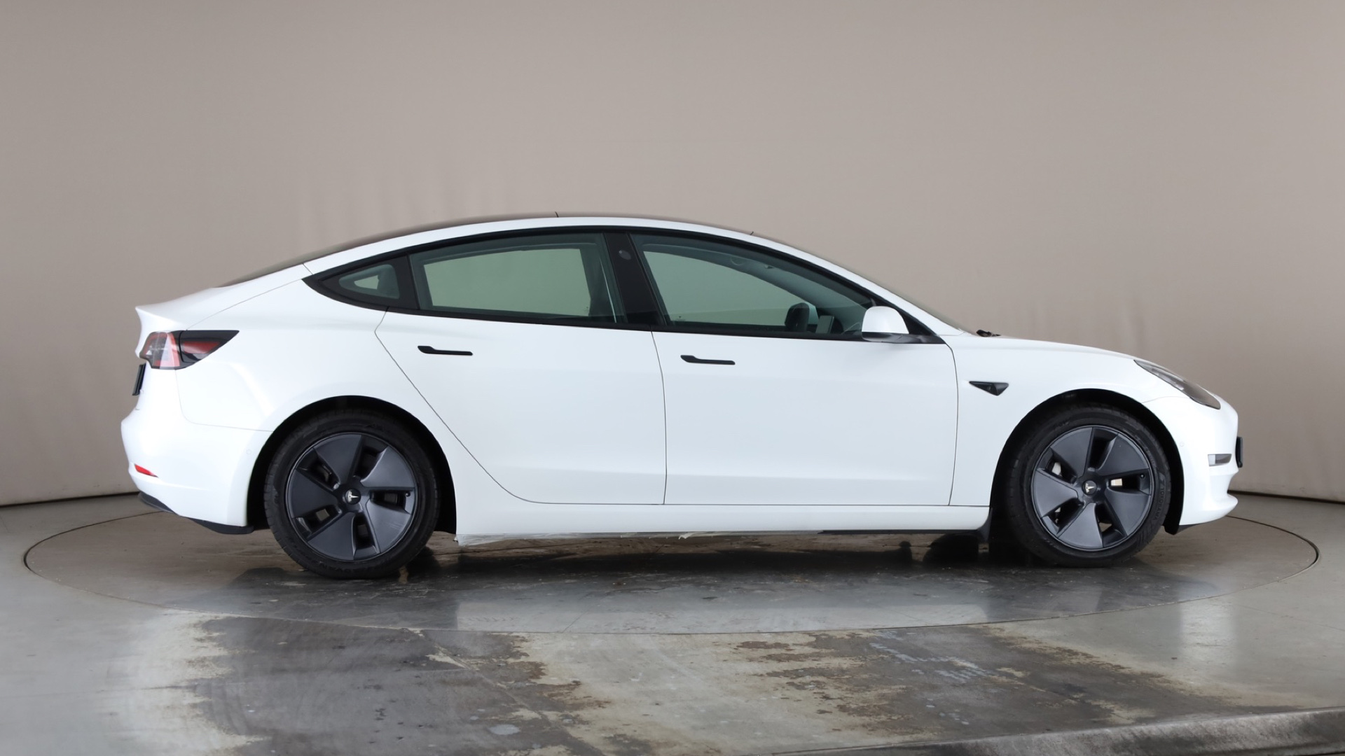 Tesla Model 3 Long Range AWD 4dr Auto