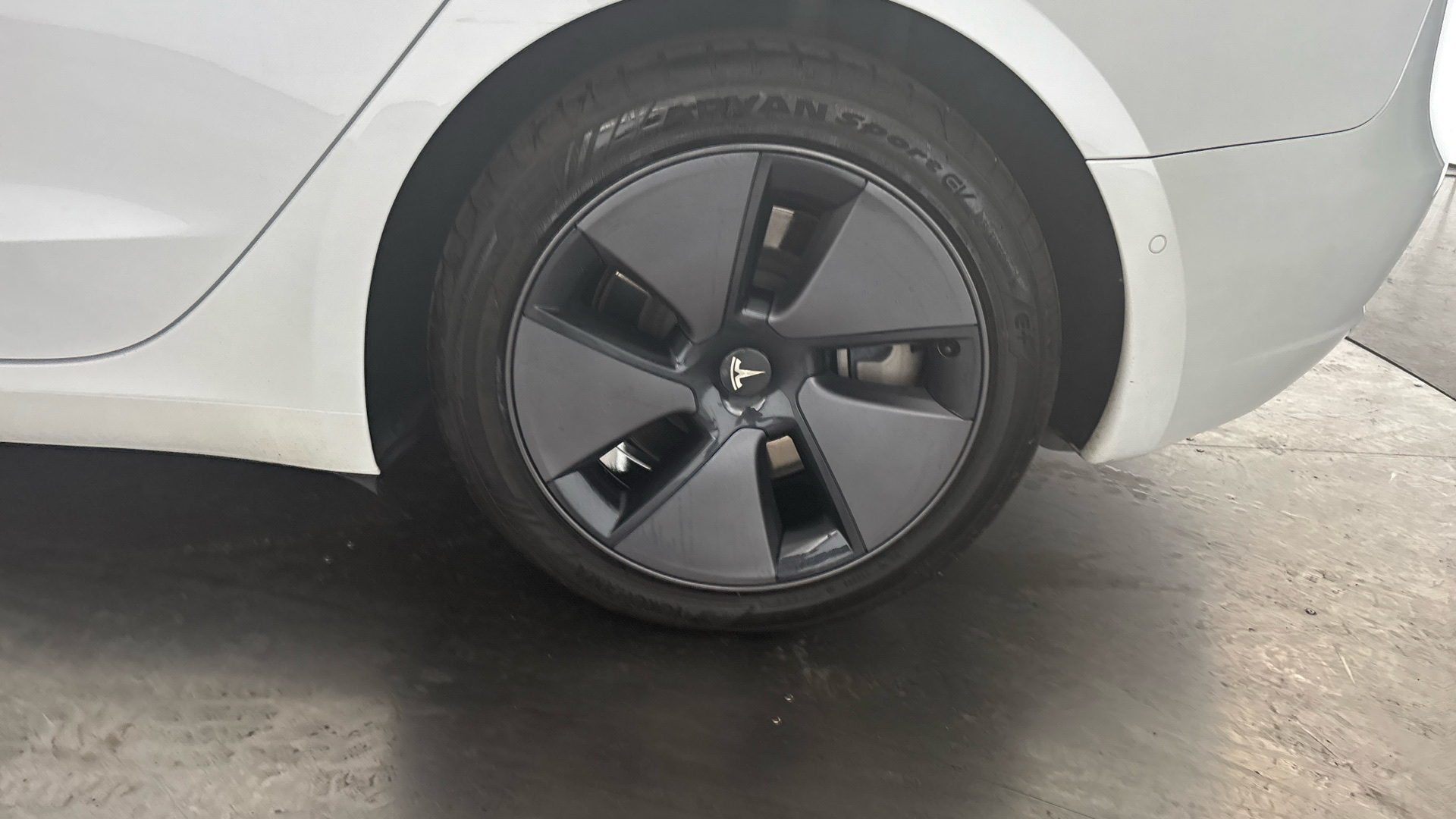 Tesla Model 3 Long Range AWD 4dr Auto