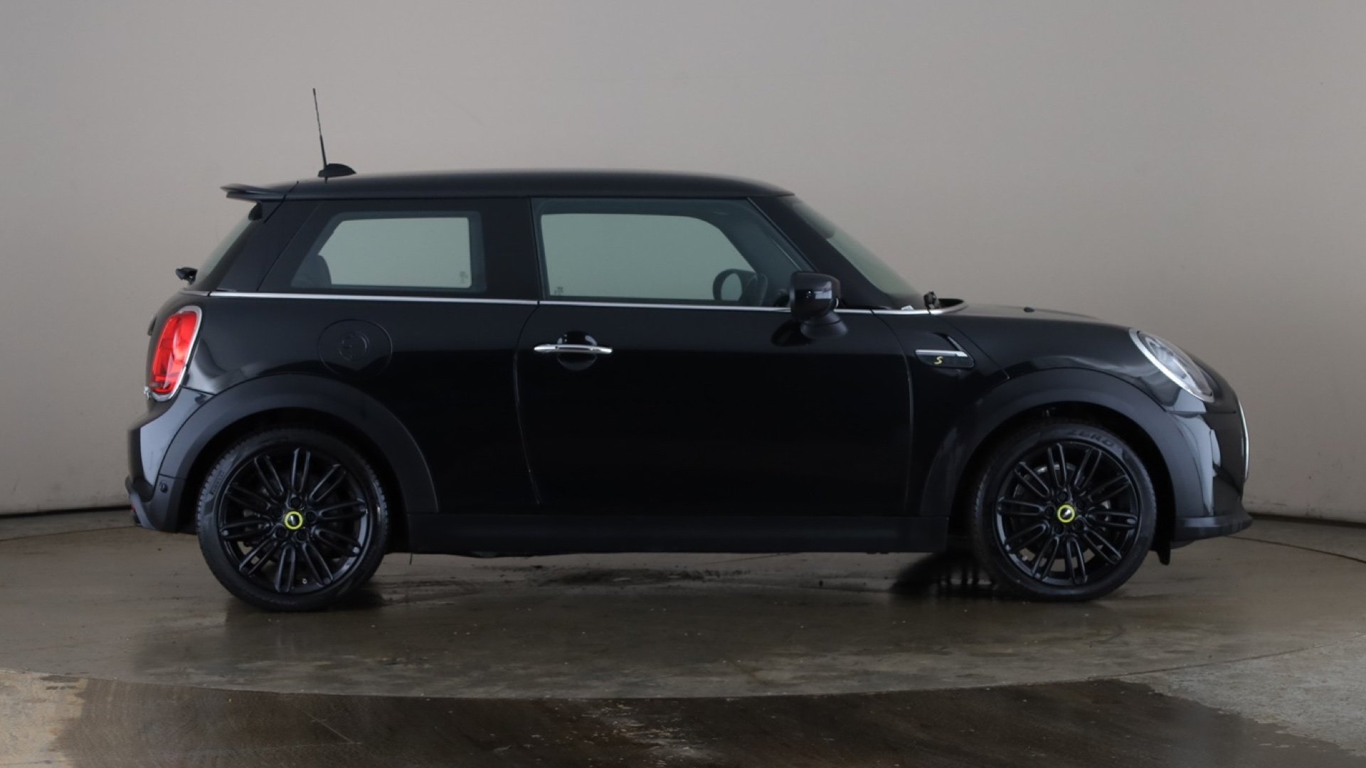 4070356 135kW Cooper S Level 2 33kWh 3dr Auto
