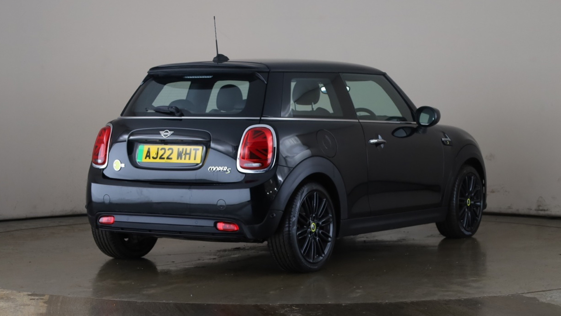 4070356 135kW Cooper S Level 2 33kWh 3dr Auto