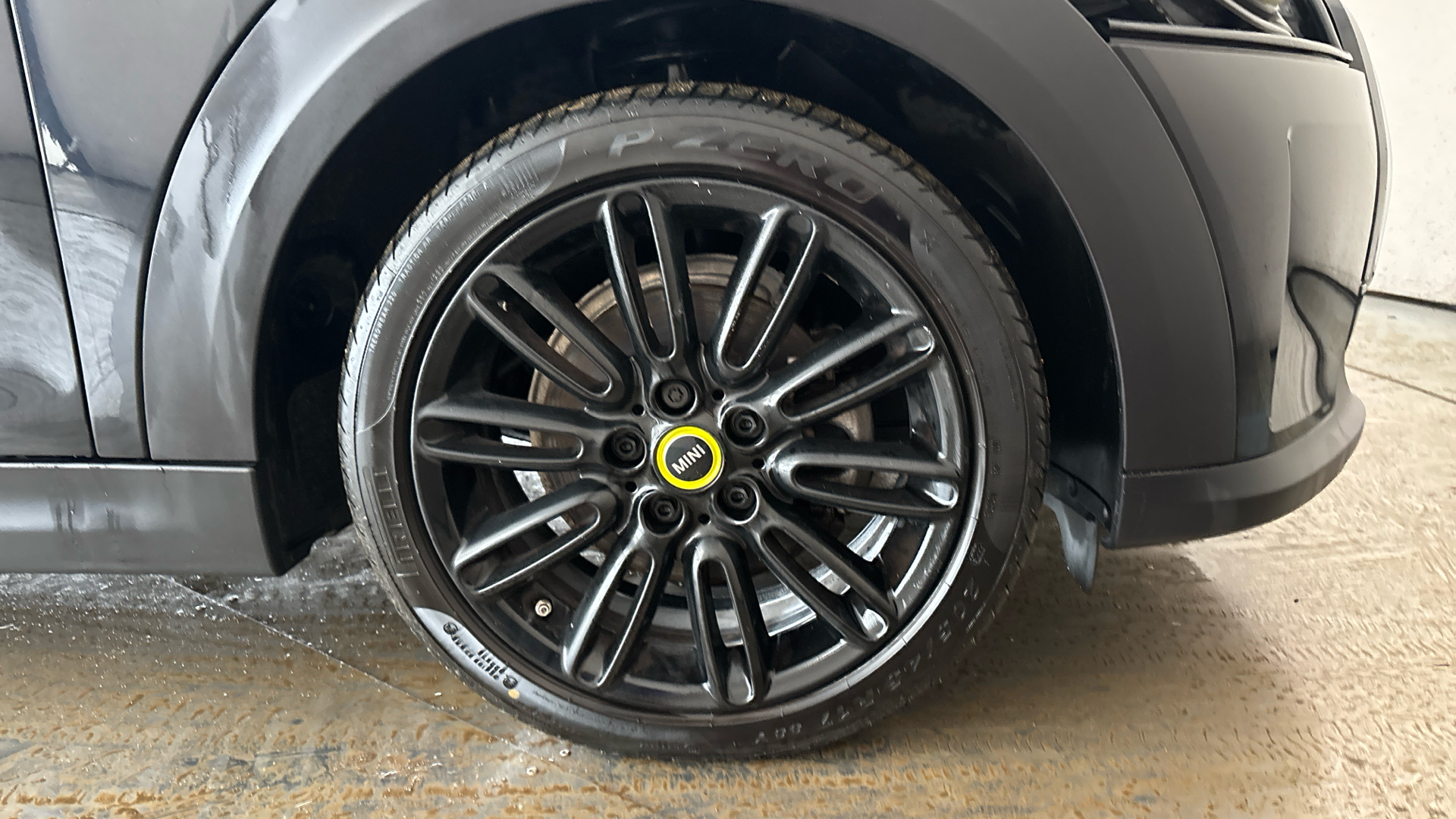 4070356 135kW Cooper S Level 2 33kWh 3dr Auto