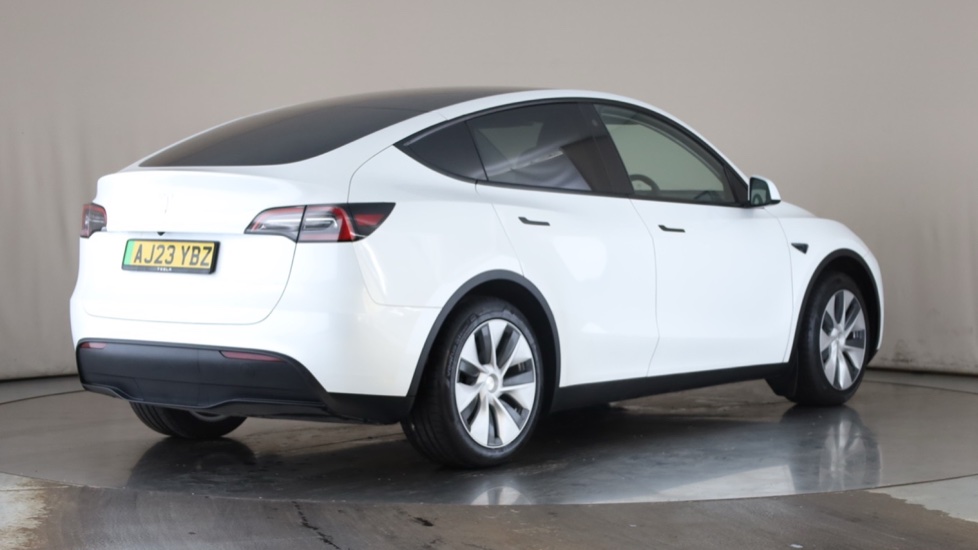 TESLA MODEL Y Image 5