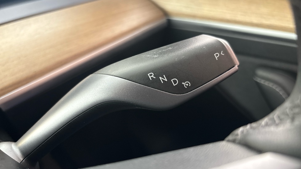 TESLA MODEL Y cruise control