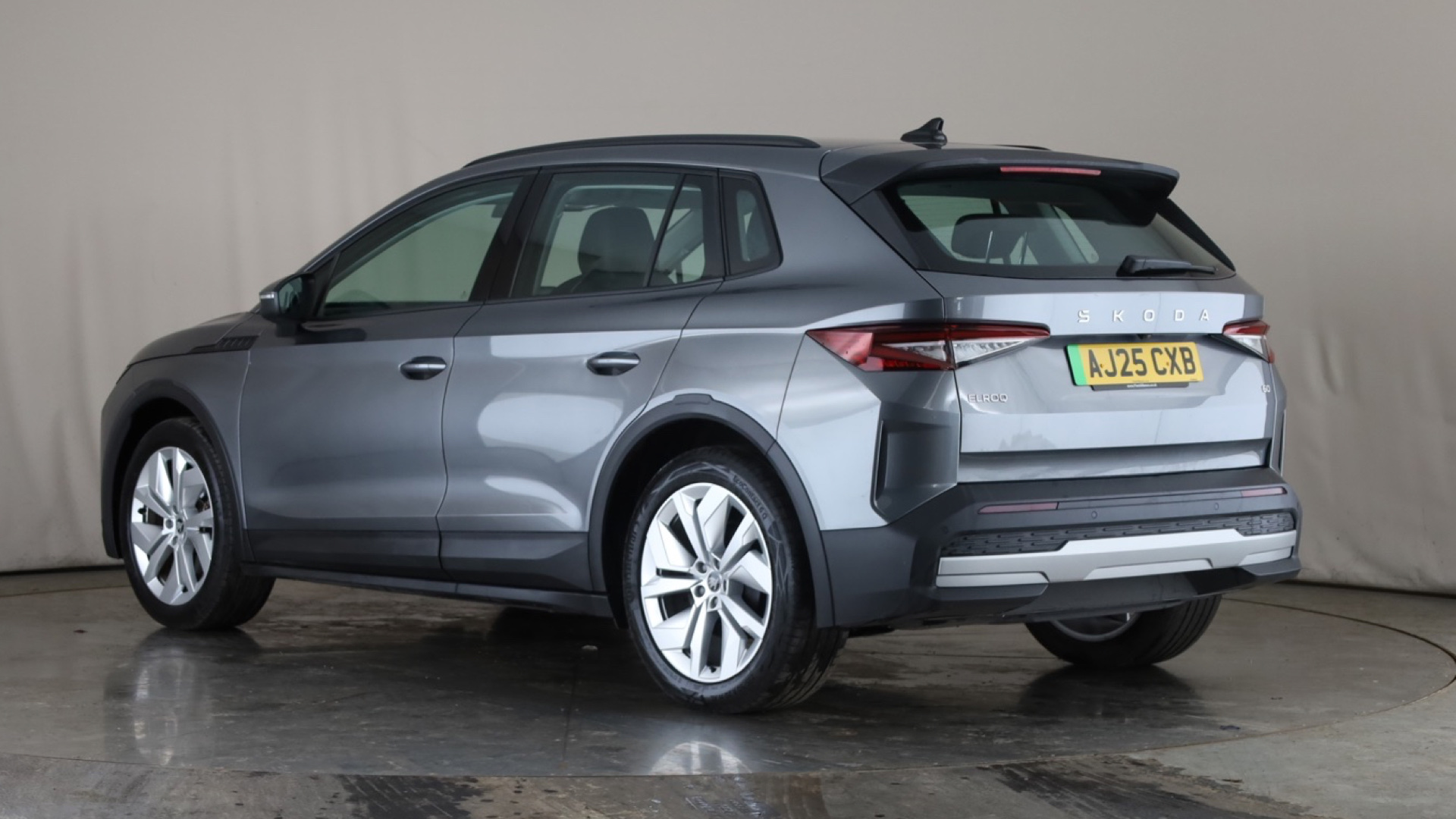 150kW 60 SE L 63kWh 5dr Auto