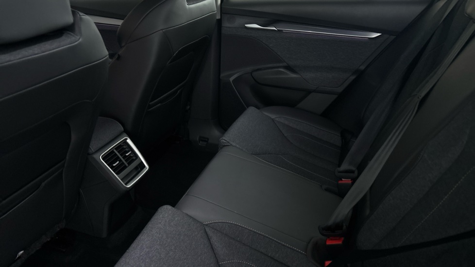 SKODA ELROQ Image 14