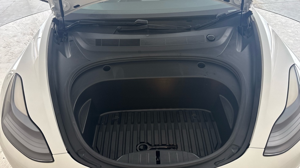 TESLA MODEL 3 SALOON RWD 4dr Auto