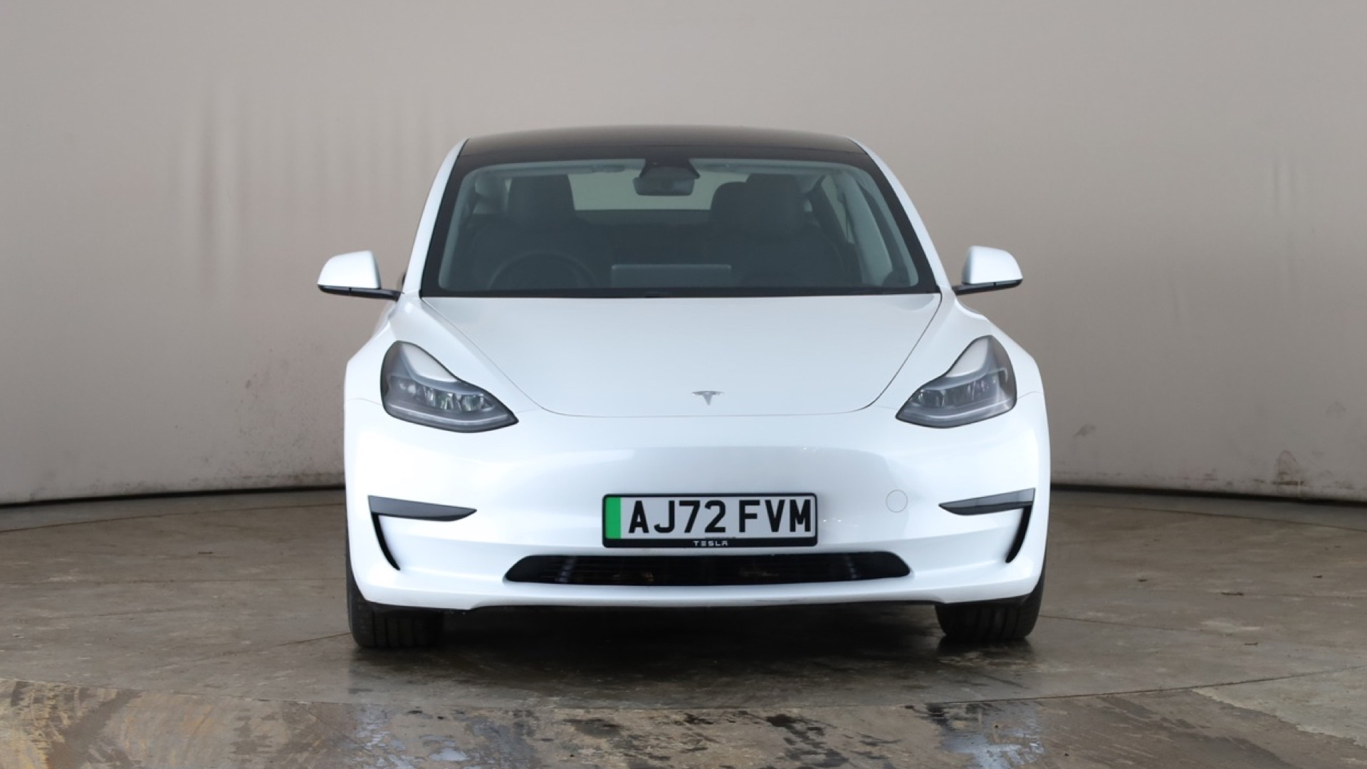 4020915 RWD 4dr Auto