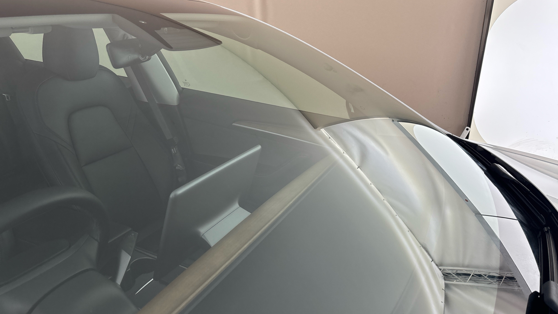 4020915 RWD 4dr Auto