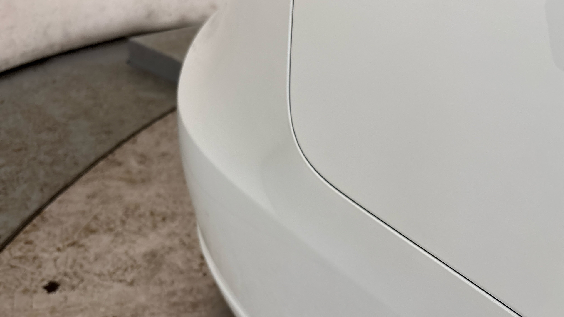 4020915 RWD 4dr Auto