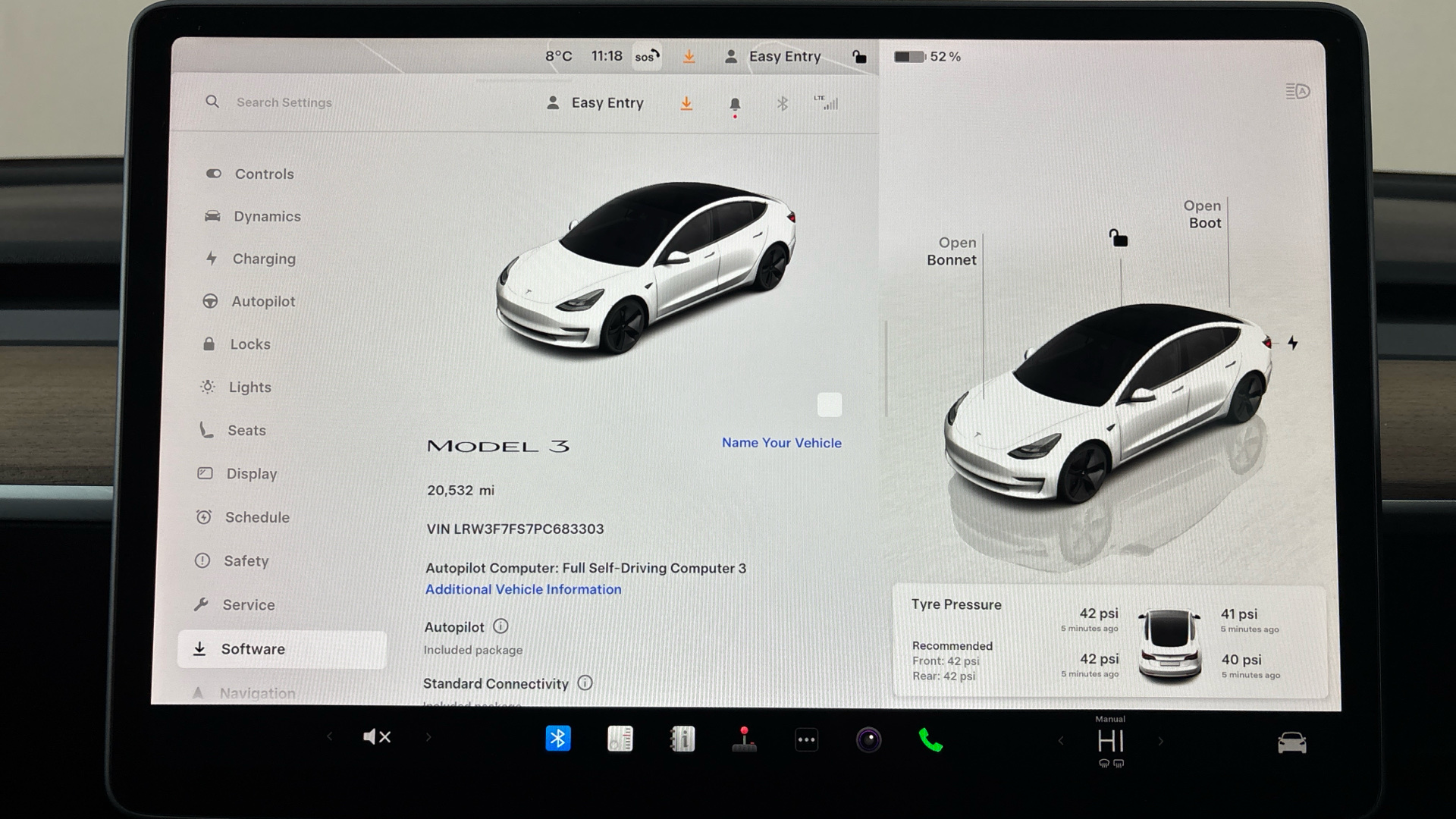 4020915 RWD 4dr Auto