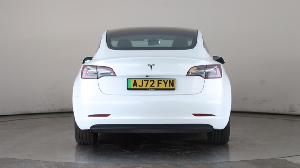 TESLA MODEL 3 Image 4